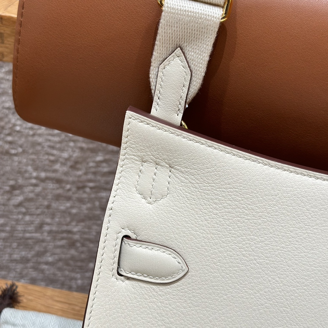 Elegant Mini Jypsiere 23cm Swift Leather Cream White Gold Buckle Handbag 6 i1714916588 3505 0