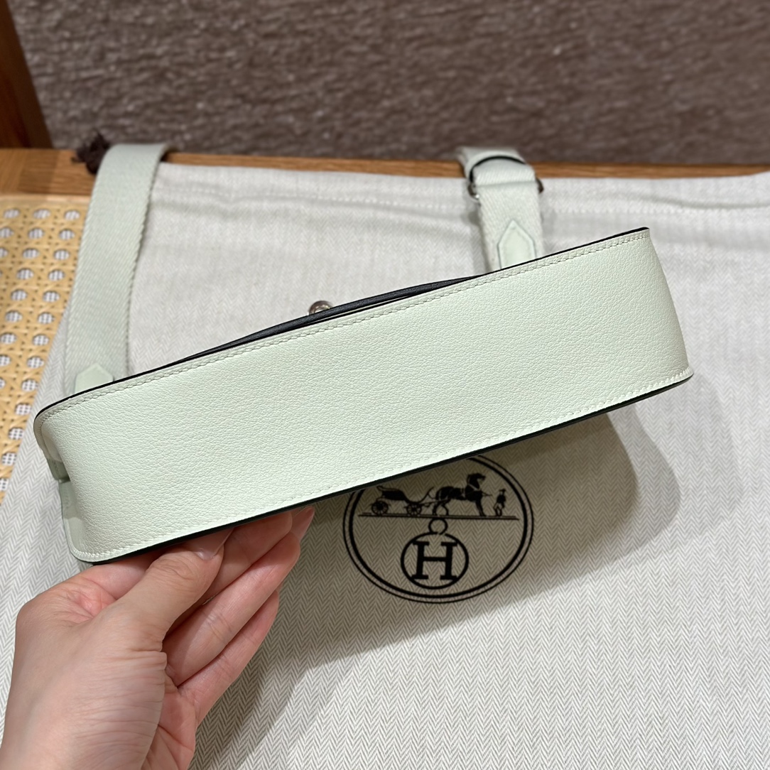 Mini Jypsiere 23cm Swift Leather Shoulder Bag with Silver Hardware 9 i1714917058 2948 2