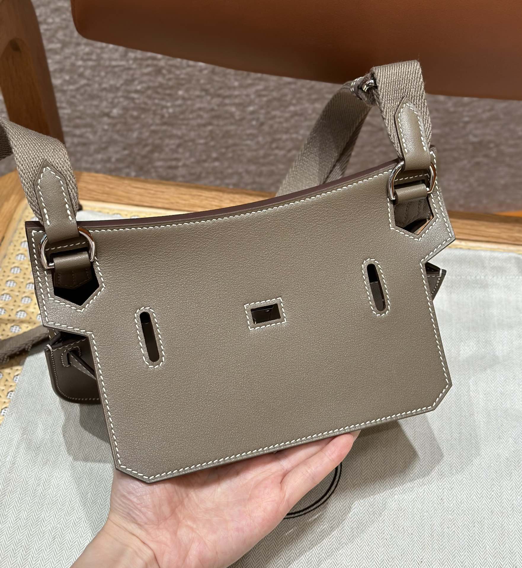 Jypsiere Mini Bag, 23cm, Swift Leather, Elephant Gray, Silver Hardware 8 i1715060622 3137 5