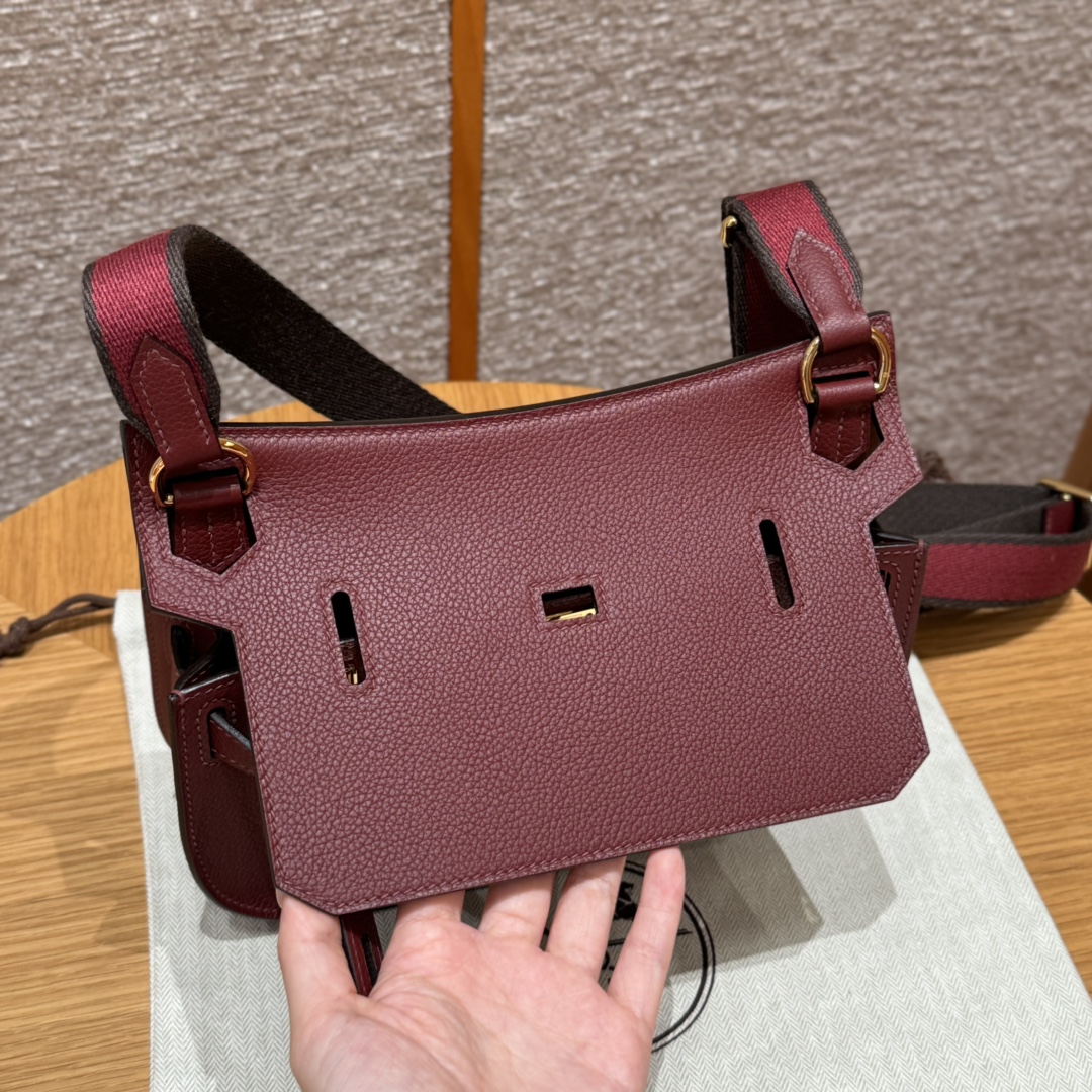 Hermes Jypsiere Mini Rouge H Evercolor Leather Gold Hardware 1 i1727770040 5520 4