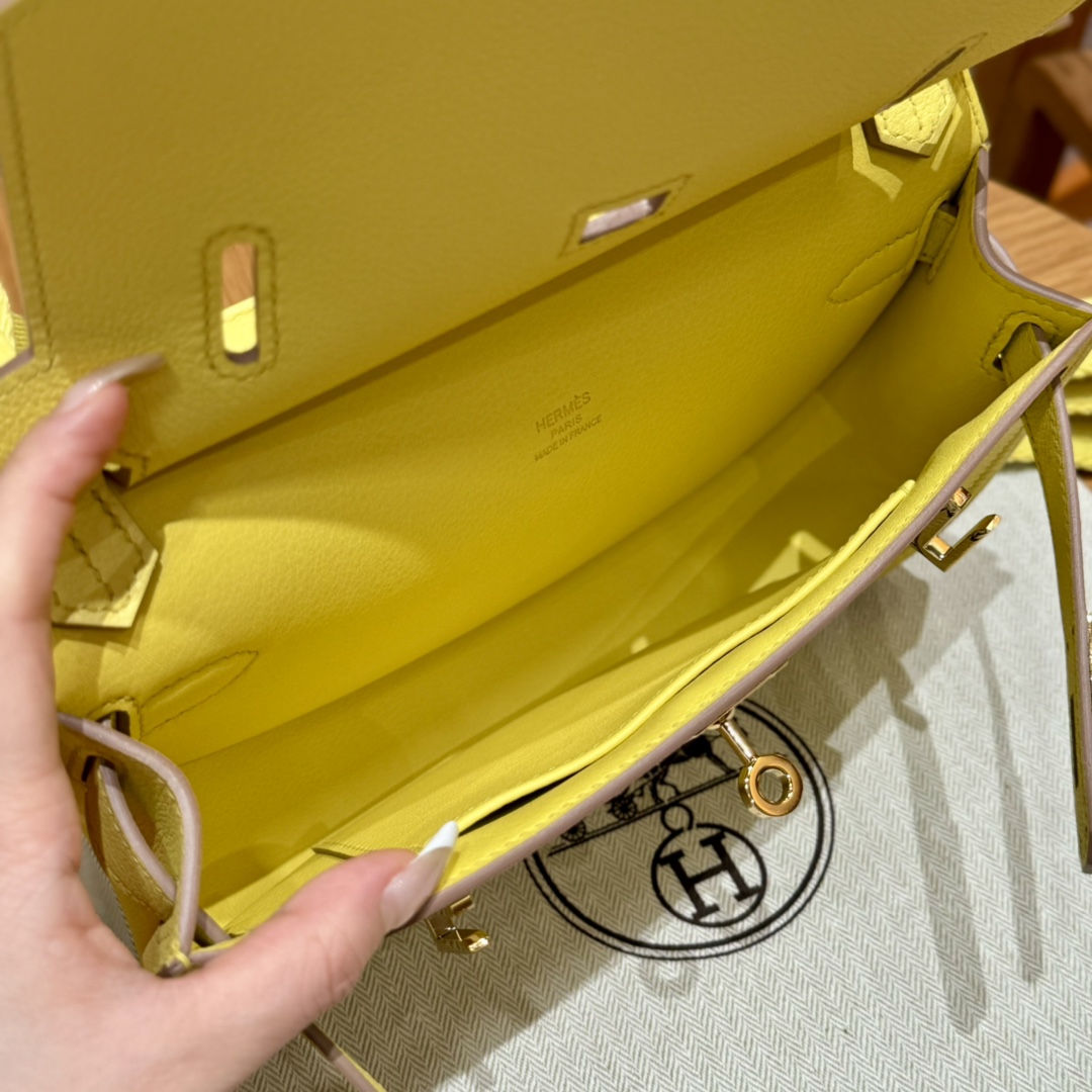 Jypsiere Mini 23cm Lime Evercolor Leather Gold Hardware Crossbody Bag 4 i1727770476 3663 7