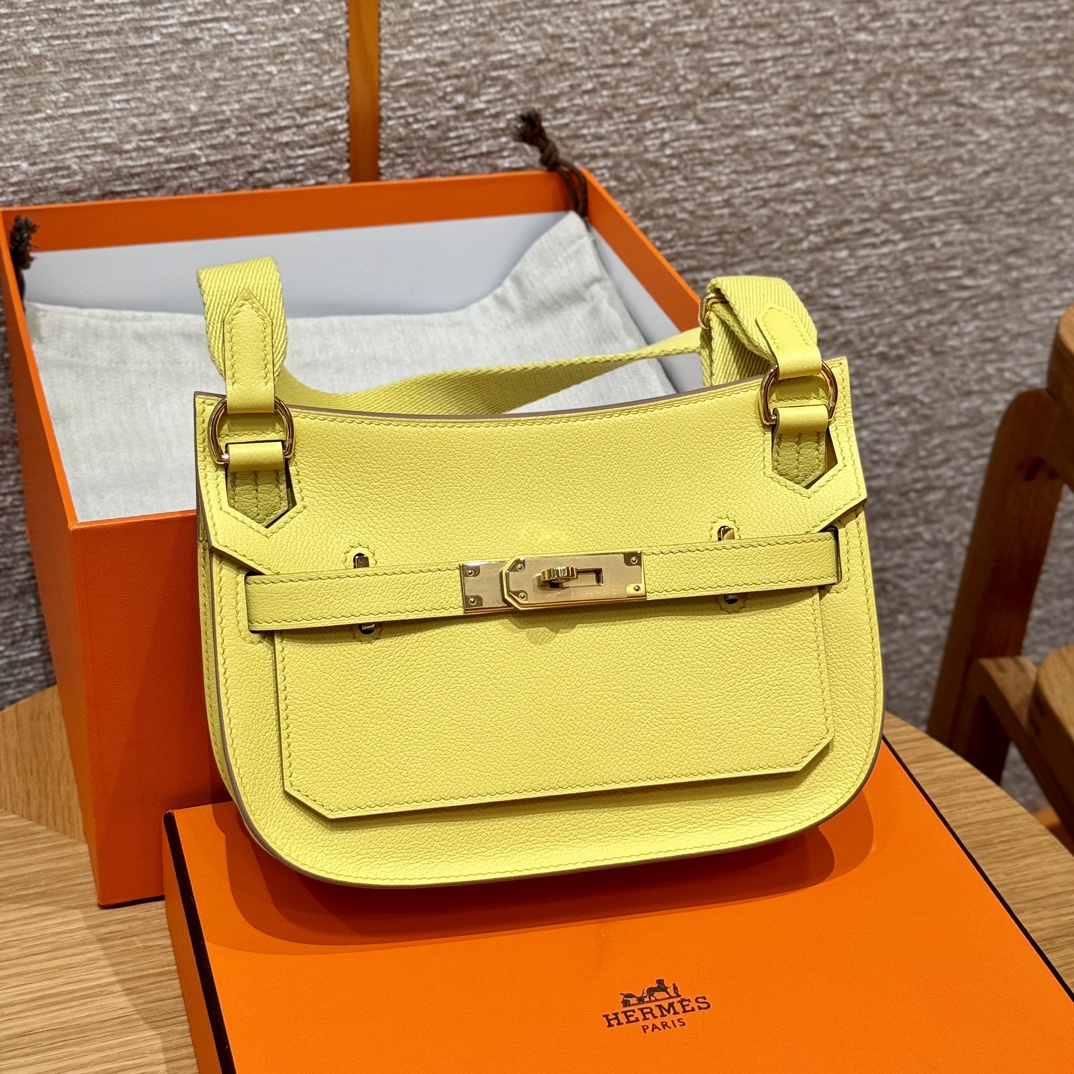 Jypsiere Mini Lime Evercolor Leather Gold Hardware Crossbody Bag