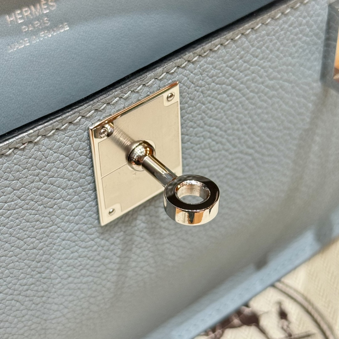 Jypsiere Mini Blue Lin Evercolor Leather Silver Hardware Crossbody Bag 6 i1727770927 9925 0