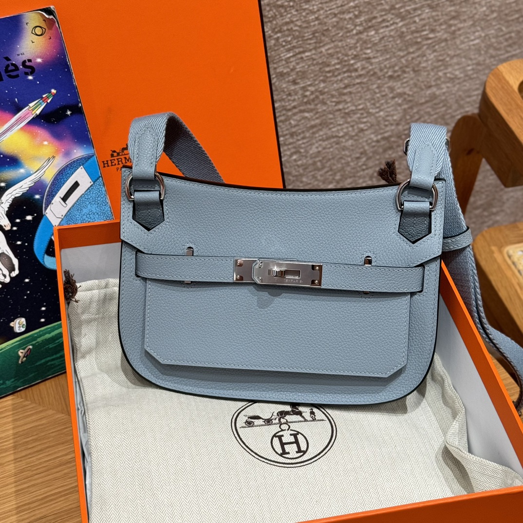 Hermès Jypsiere Mini Blue Lin Evercolor Leather Silver Hardware Bag 3 i1727770944 9590 5
