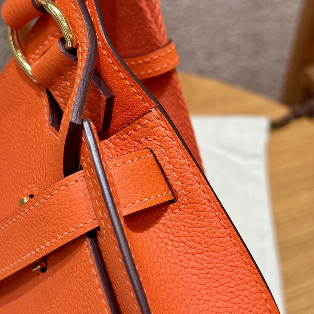 Jypsiere Mini Feu Orange Evercolor Leather Gold Hardware Crossbody Bag 9 i1727771038 5974 3