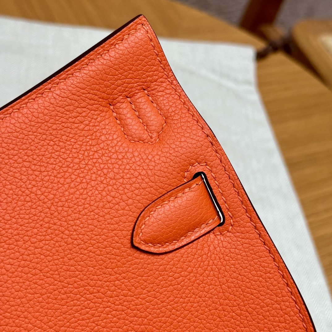Jypsiere Mini Feu Orange Evercolor Leather Gold Hardware Crossbody Bag 8 i1727771038 6092 5
