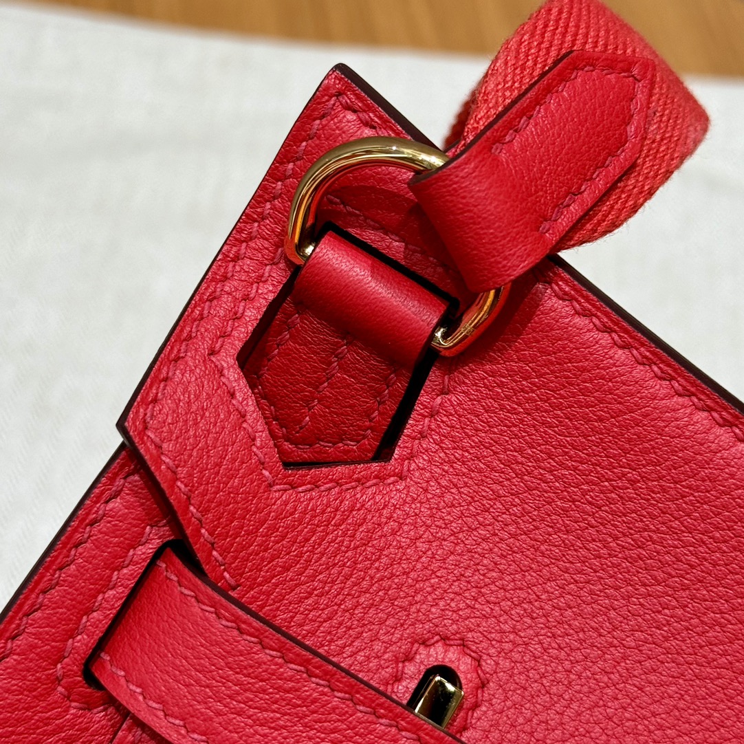 Jypsiere Mini Rouge Coeur Evercolor Leather Gold Hardware Crossbody Bag 7 i1727771151 961 5