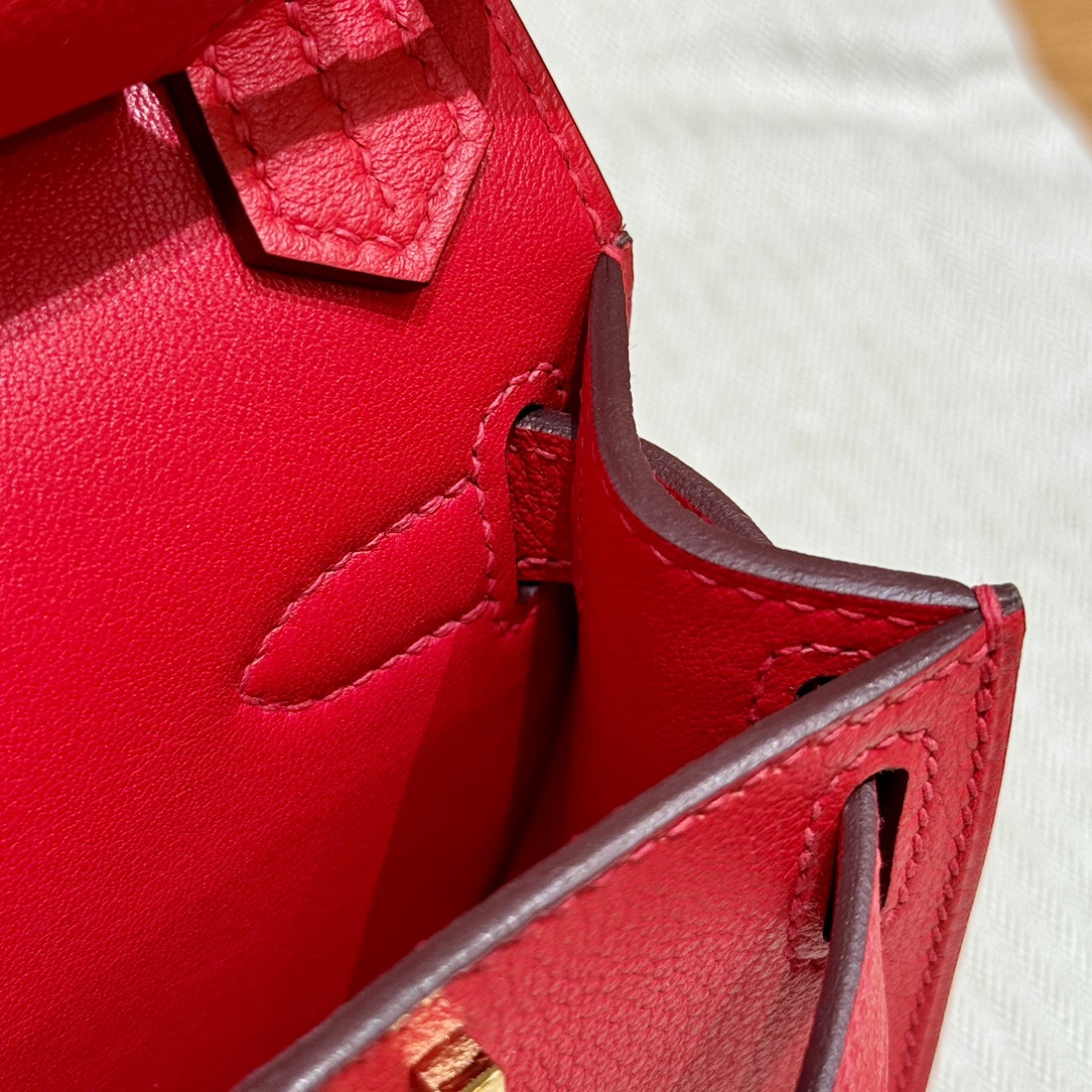 Jypsiere Mini Rouge Coeur Evercolor Leather Gold Hardware Crossbody Bag 7 i1727771165 5641 8