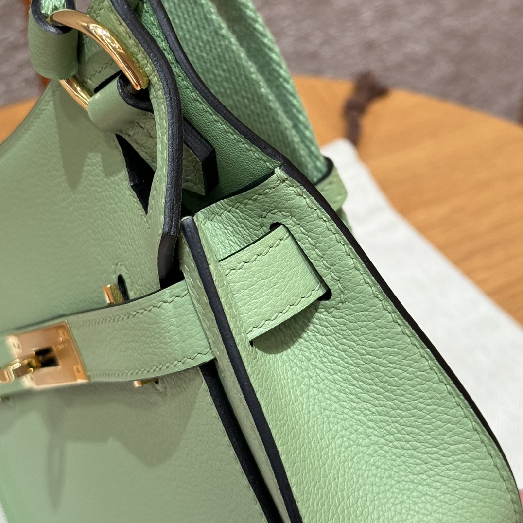 Hermès Jypsiere Mini Vert Criquet Evercolor Leather Gold Hardware 5 i1727772612 14 1