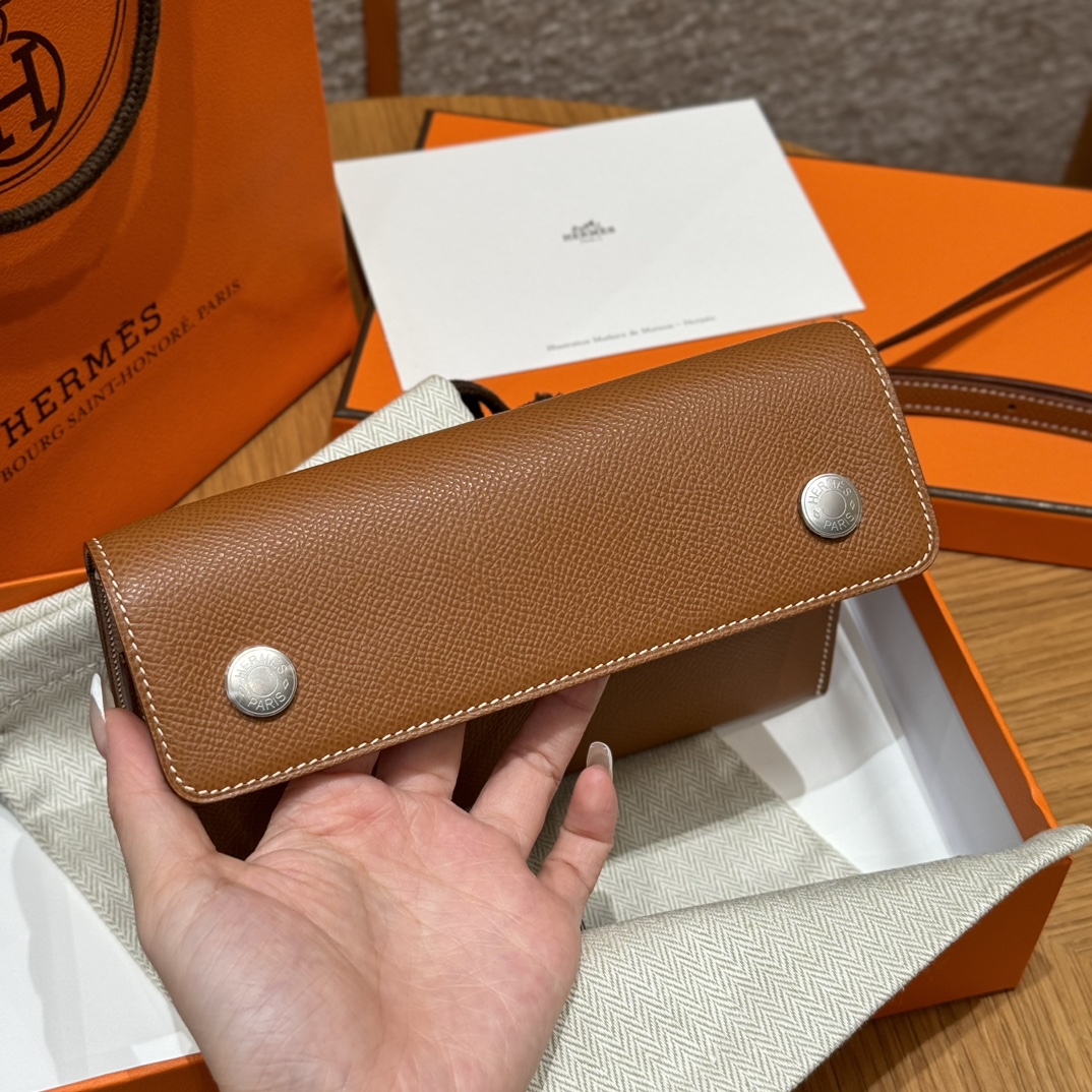 에르메스 지갑 135128 Hermes Wallet 썸네일 이미지