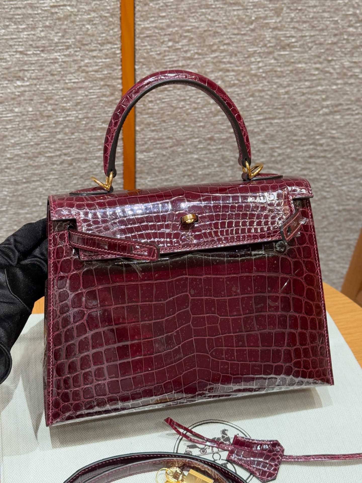 Hermès 25cm (Rouge H)