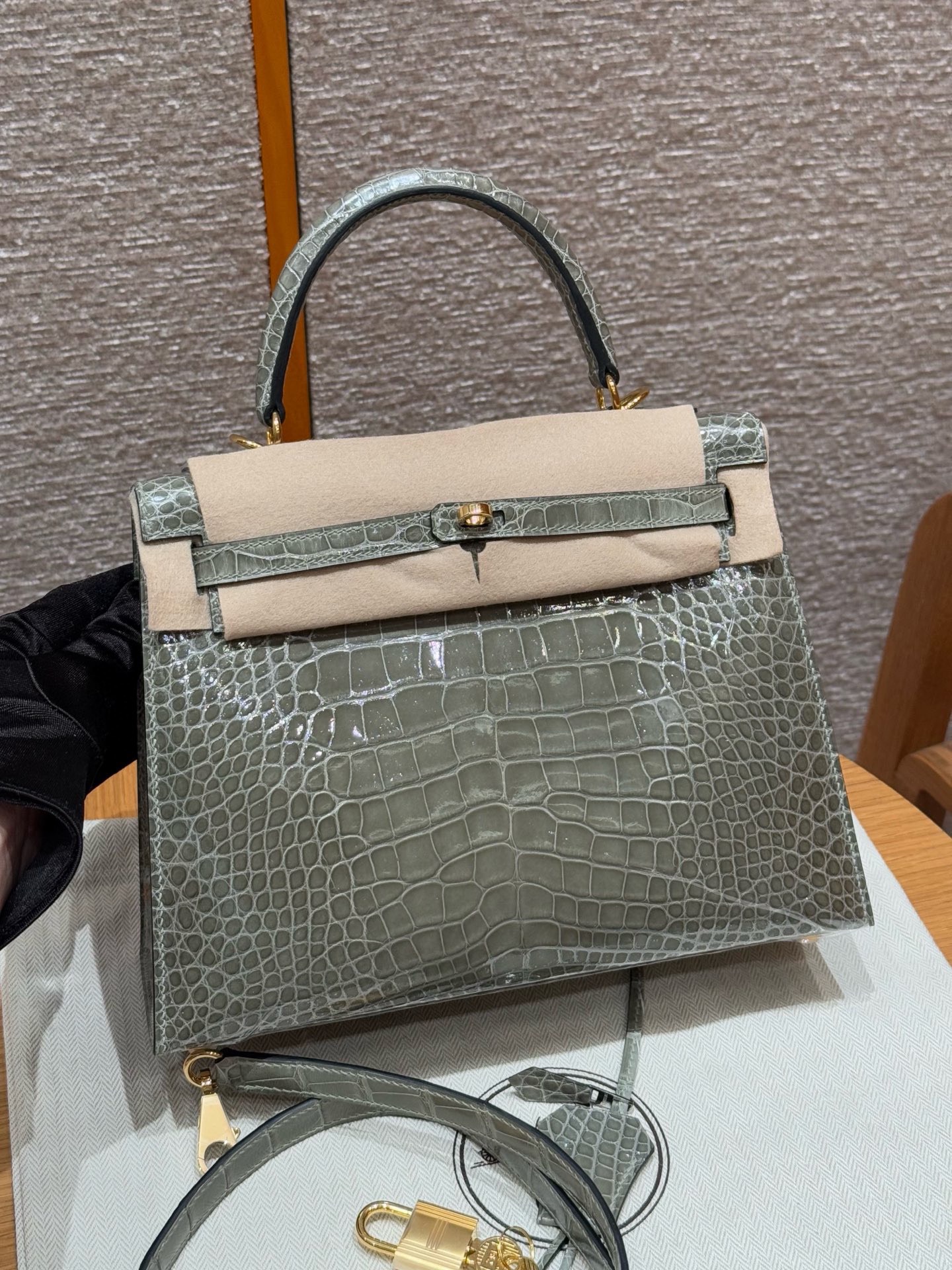 Hermès 25cm (Girs Tourerlle)