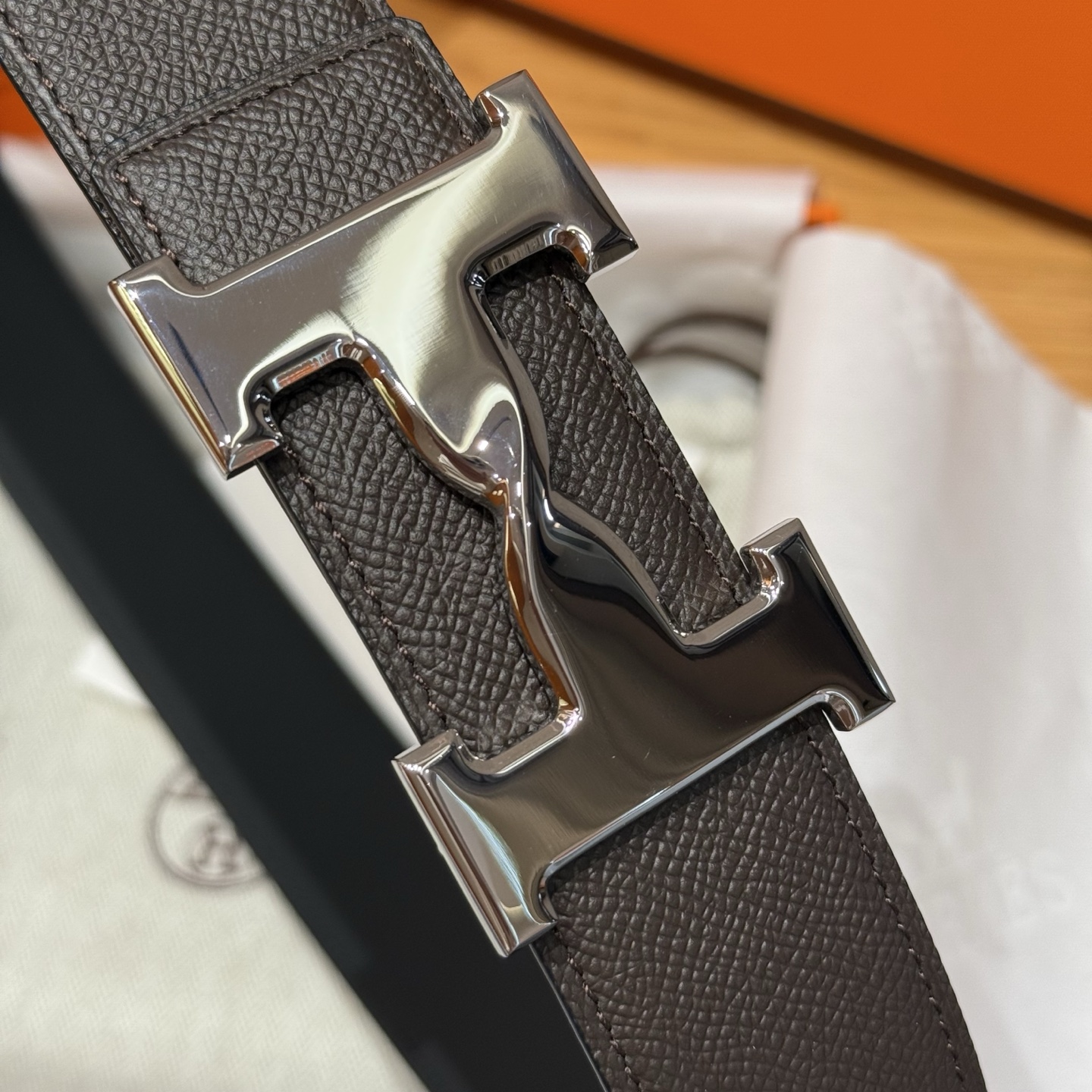 H家男款腰带 - ダブルサイドデザインの高級ビジネスベルト