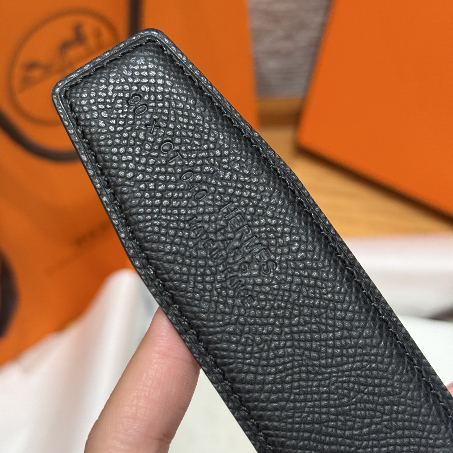 H家Touareg 皮带扣&双面皮腰 - 手工雕刻の特別なデザイン