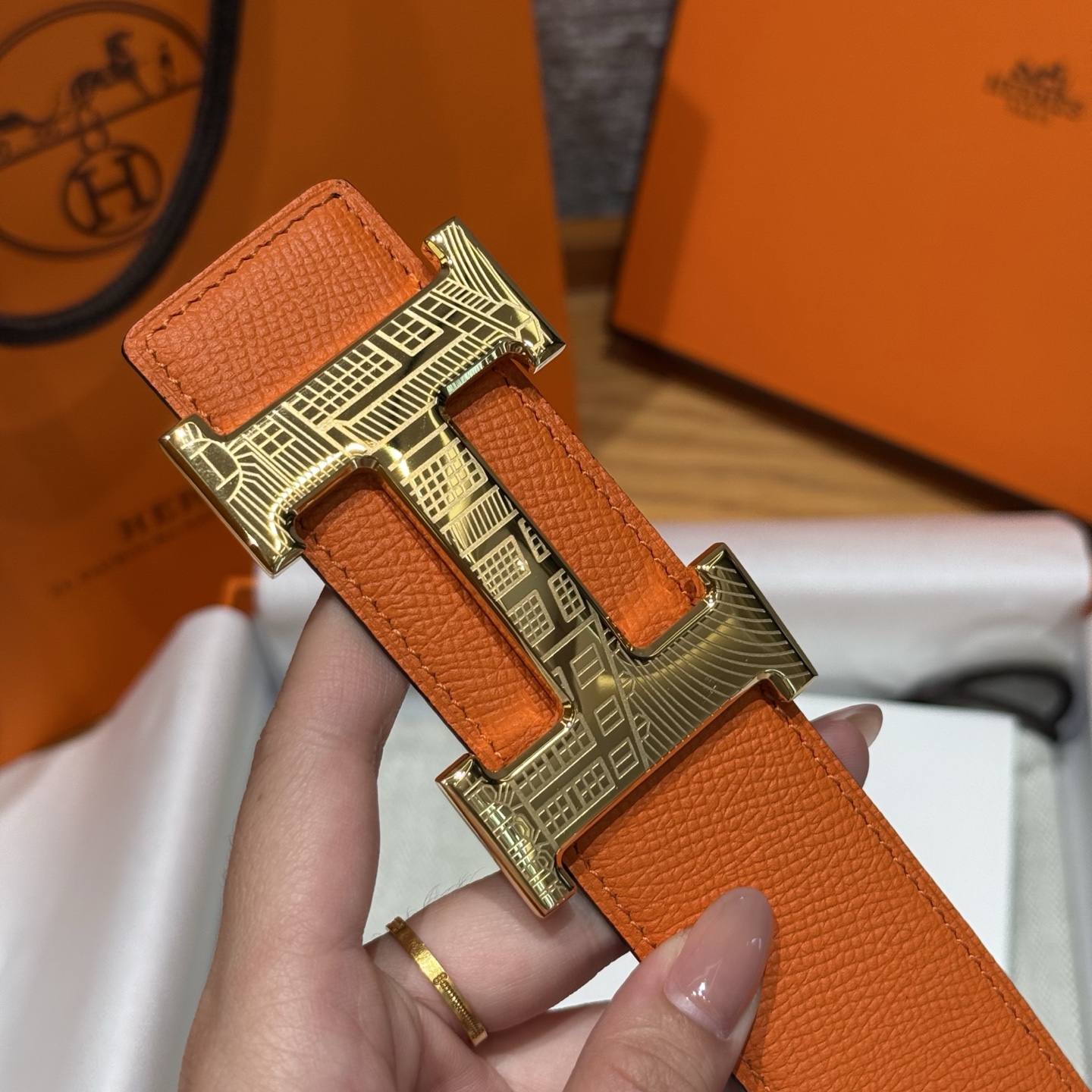 H家Touareg 皮带扣&双面皮腰 - 手工雕刻の特別なデザイン