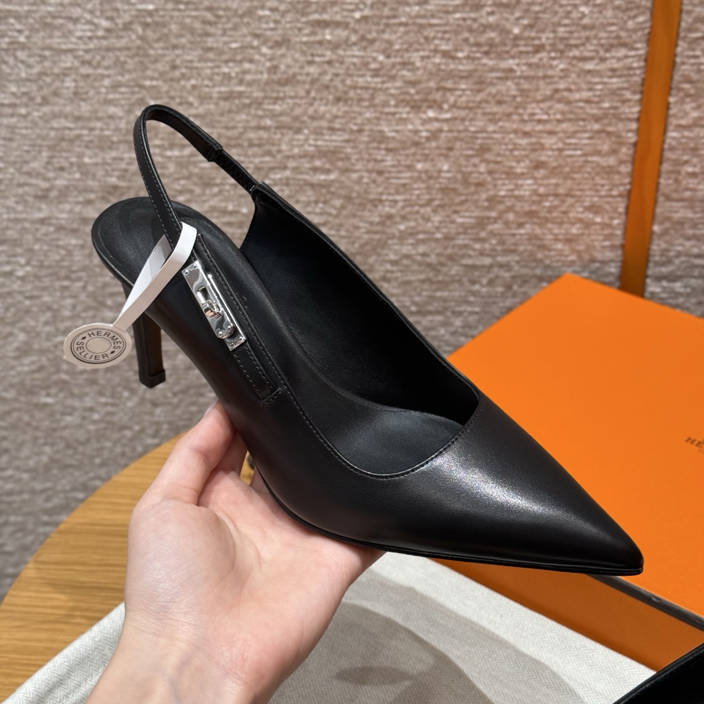 에르메스 블랙 실버 하이힐 레플리카 8407