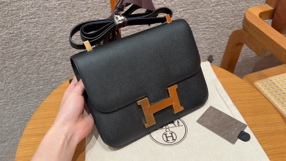 Hermès 24cm (Noir)