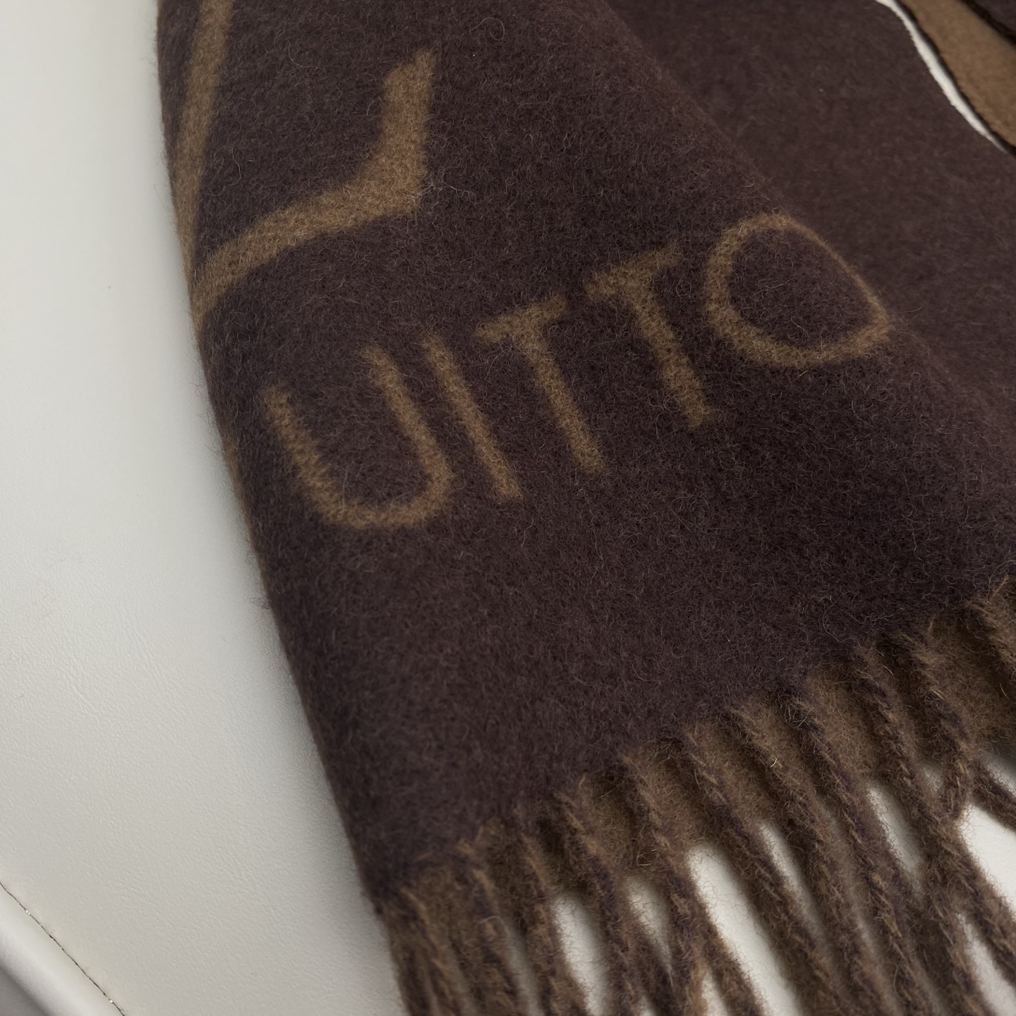  「芯片版」1v双面披肩围巾 190*45cm  100%羊绒 Reykjavik 围巾臻选丰盈羊绒，以