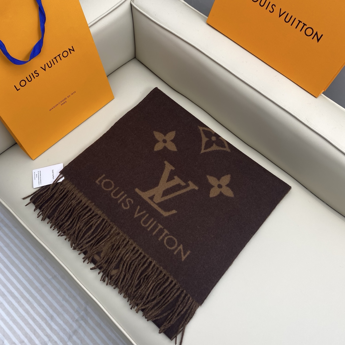  「芯片版」1v双面披肩围巾 190*45cm  100%羊绒 Reykjavik 围巾臻选丰盈羊绒，以