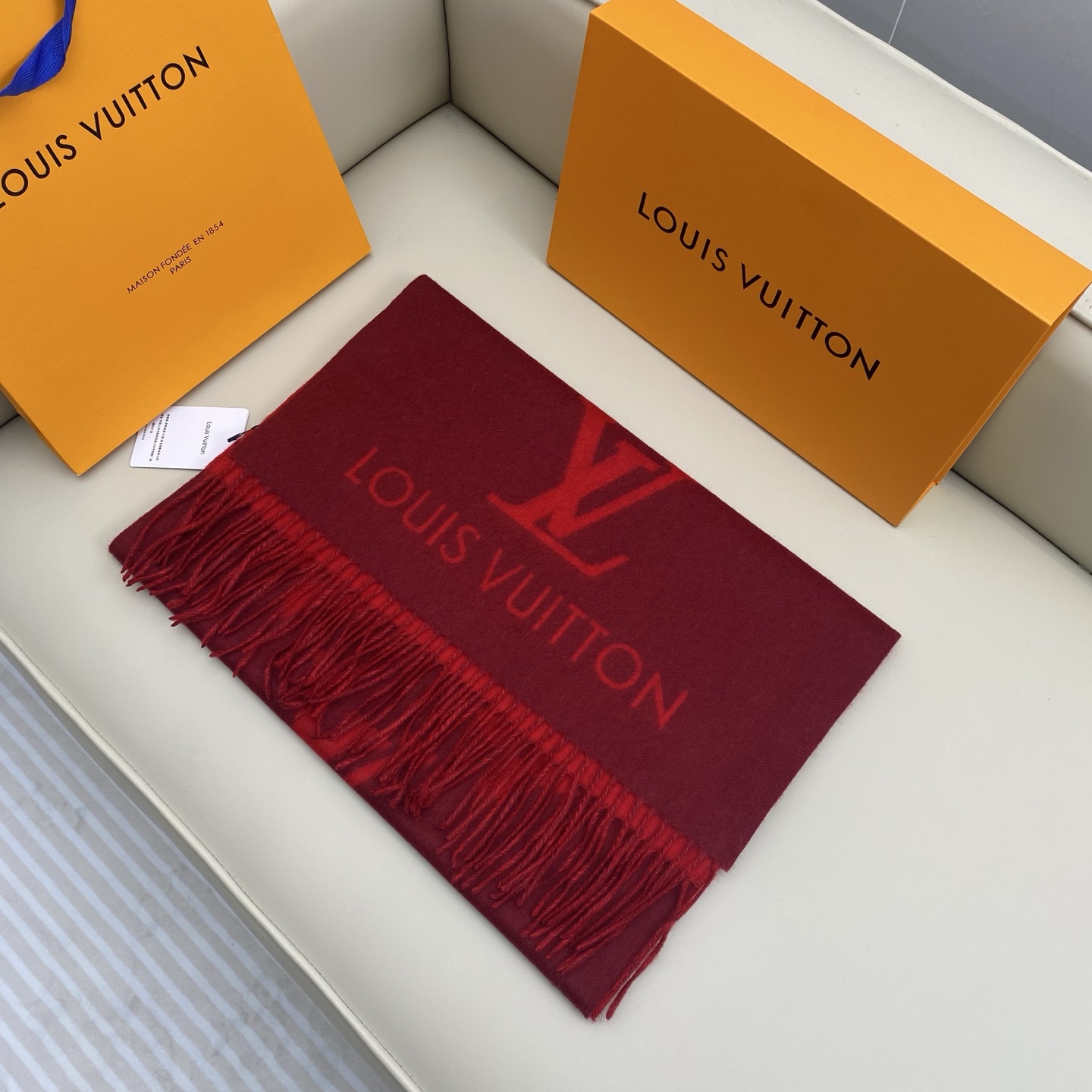  「芯片版」1v双面披肩围巾 190*45cm  100%羊绒 Reykjavik 围巾臻选丰盈羊绒，以