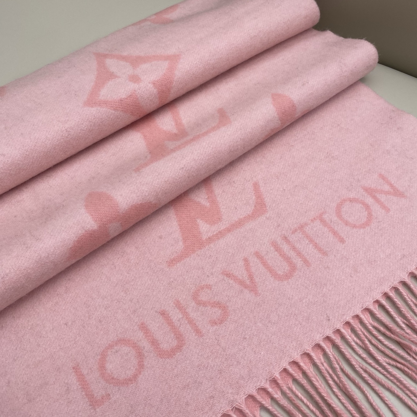  「芯片版」1v双面披肩围巾 190*45cm  100%羊绒 Reykjavik 围巾臻选丰盈羊绒，以