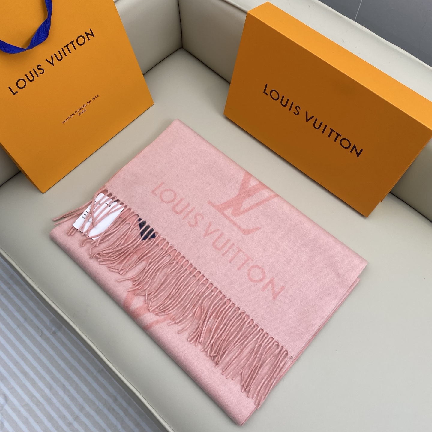  「芯片版」1v双面披肩围巾 190*45cm  100%羊绒 Reykjavik 围巾臻选丰盈羊绒，以