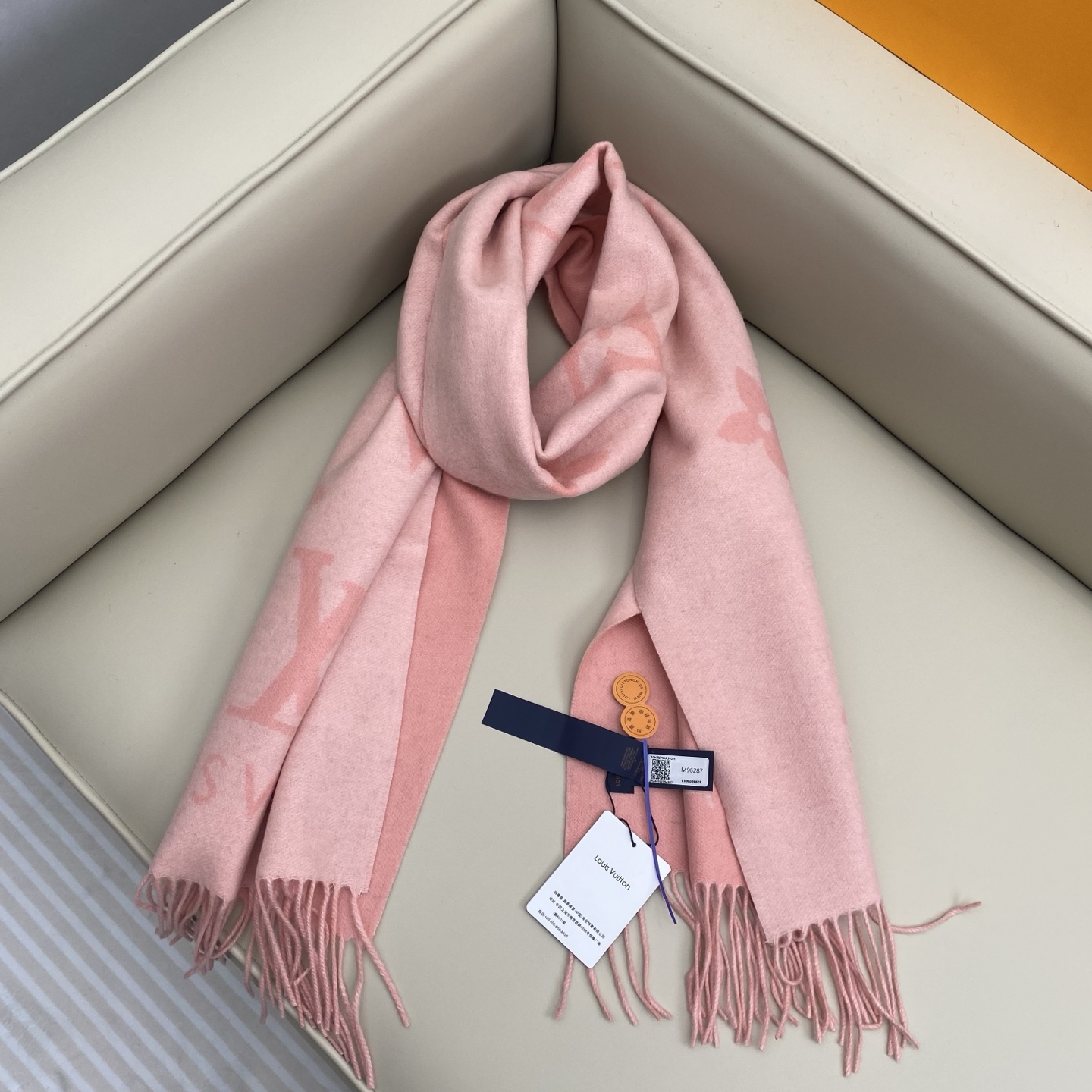  「芯片版」1v双面披肩围巾 190*45cm  100%羊绒 Reykjavik 围巾臻选丰盈羊绒，以