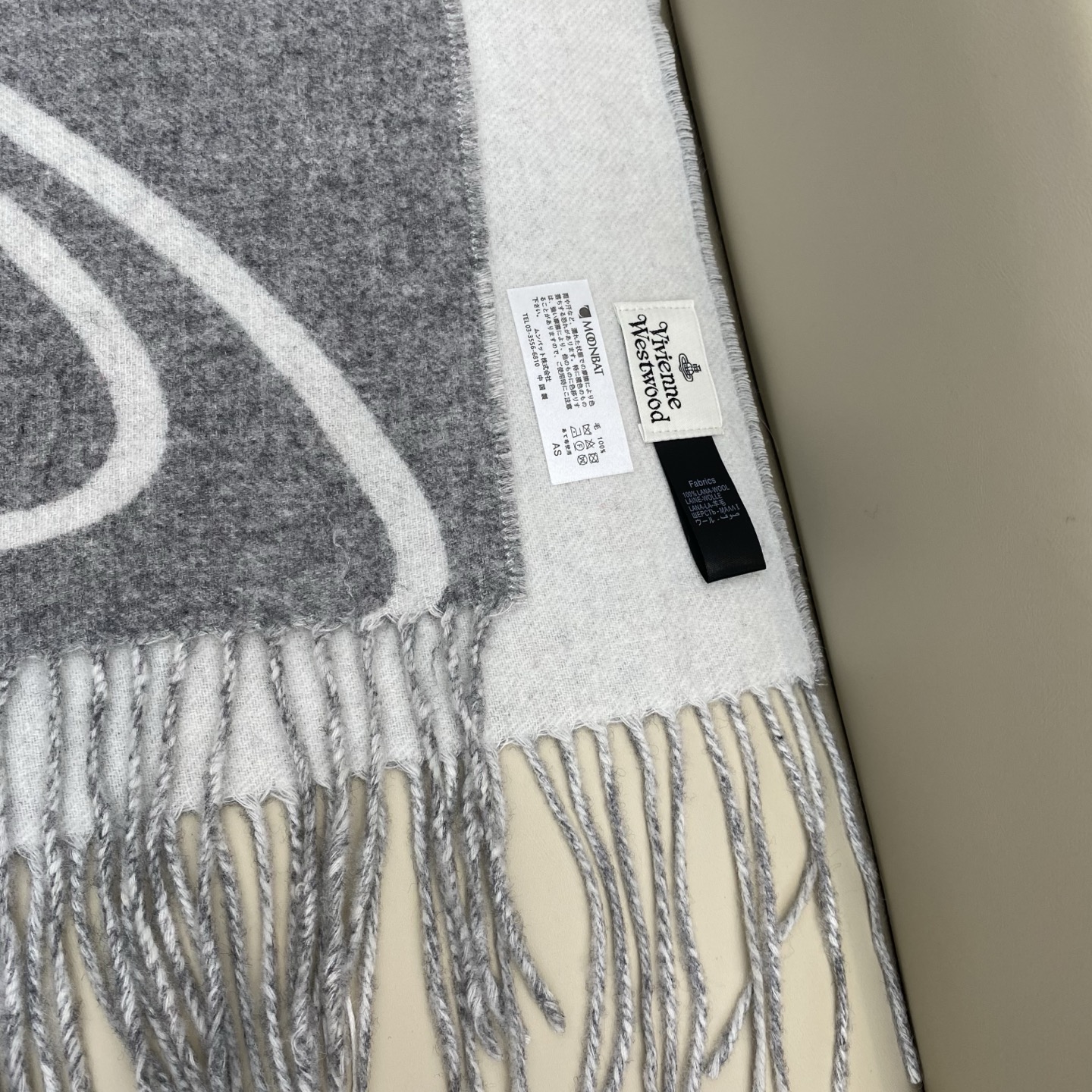  原单品质！英国朋克教母
“西太后Vivienne Westwood”最爱的土星❗❗
从精神上，Vive