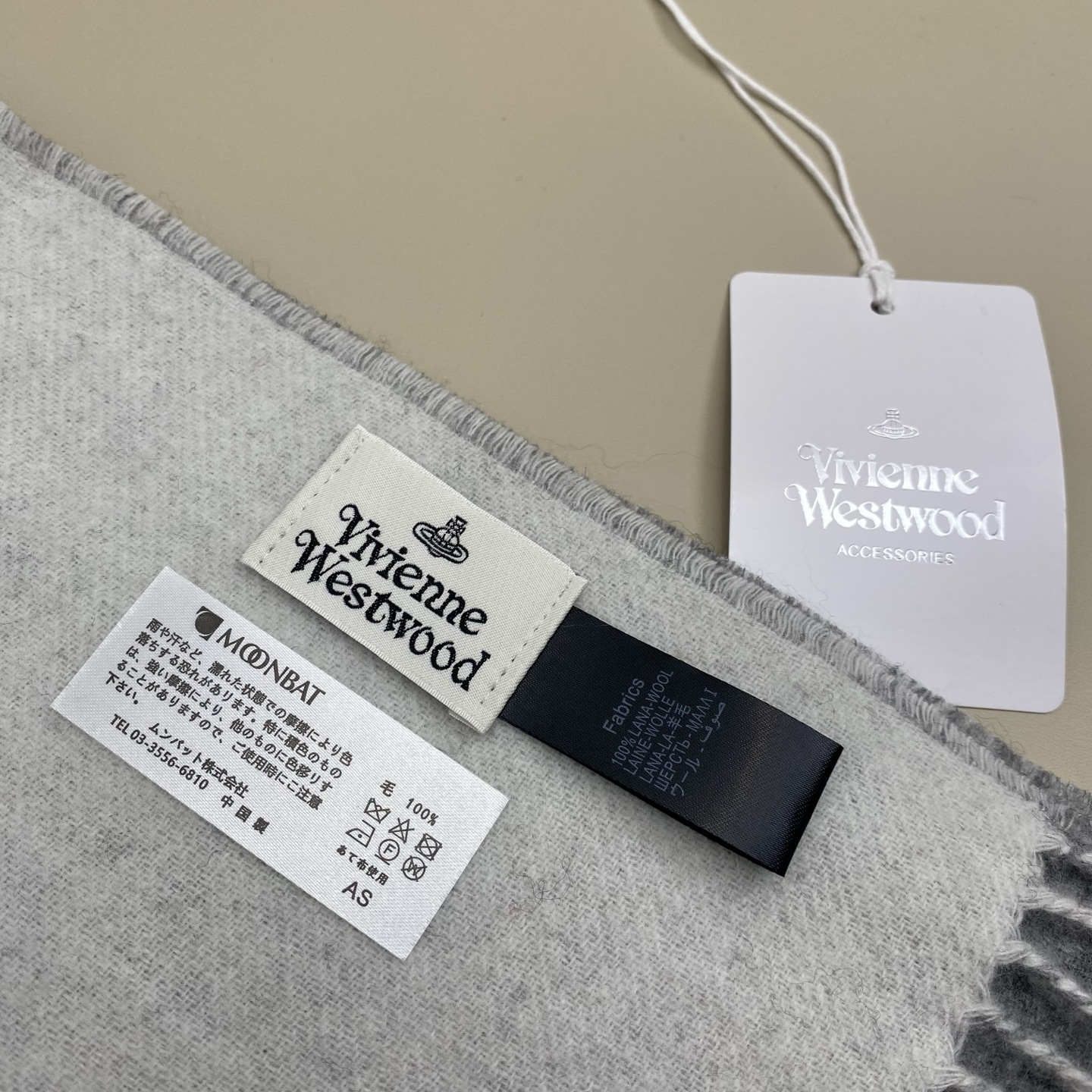  原单品质！英国朋克教母
“西太后Vivienne Westwood”最爱的土星❗❗
从精神上，Vive