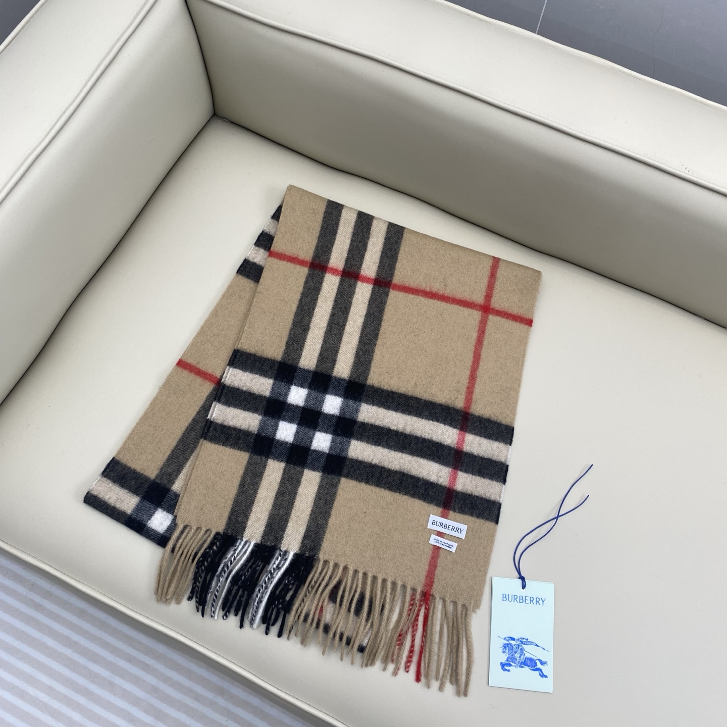 高版 高克重150 𝐁𝐁𝐫 经典格纹围巾180*30cm.100%山羊绒 经典格纹羊绒围巾,整个制作流程