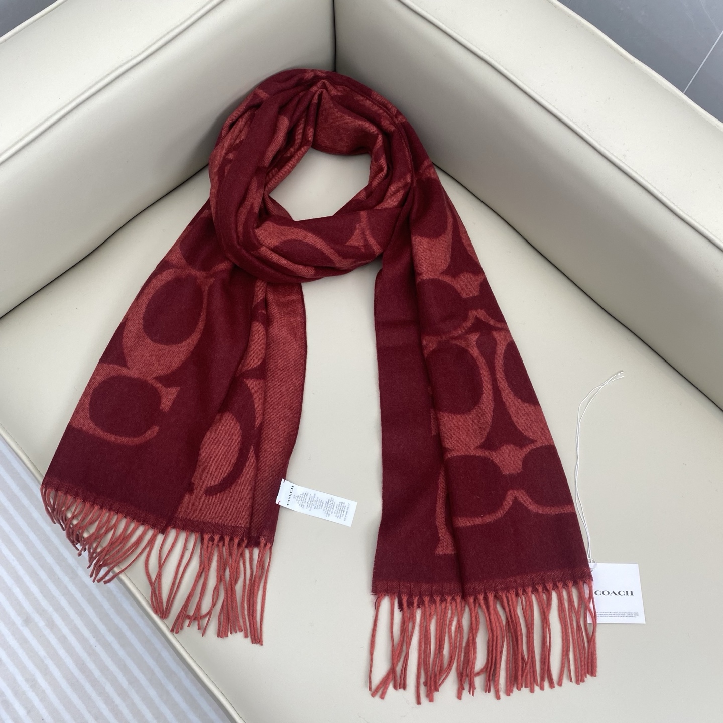 【COCAH · 蔻驰新款大C字母】专柜都在抢货的节奏❗️【高端原版尾单全套辅料齐全】Coach经典C字