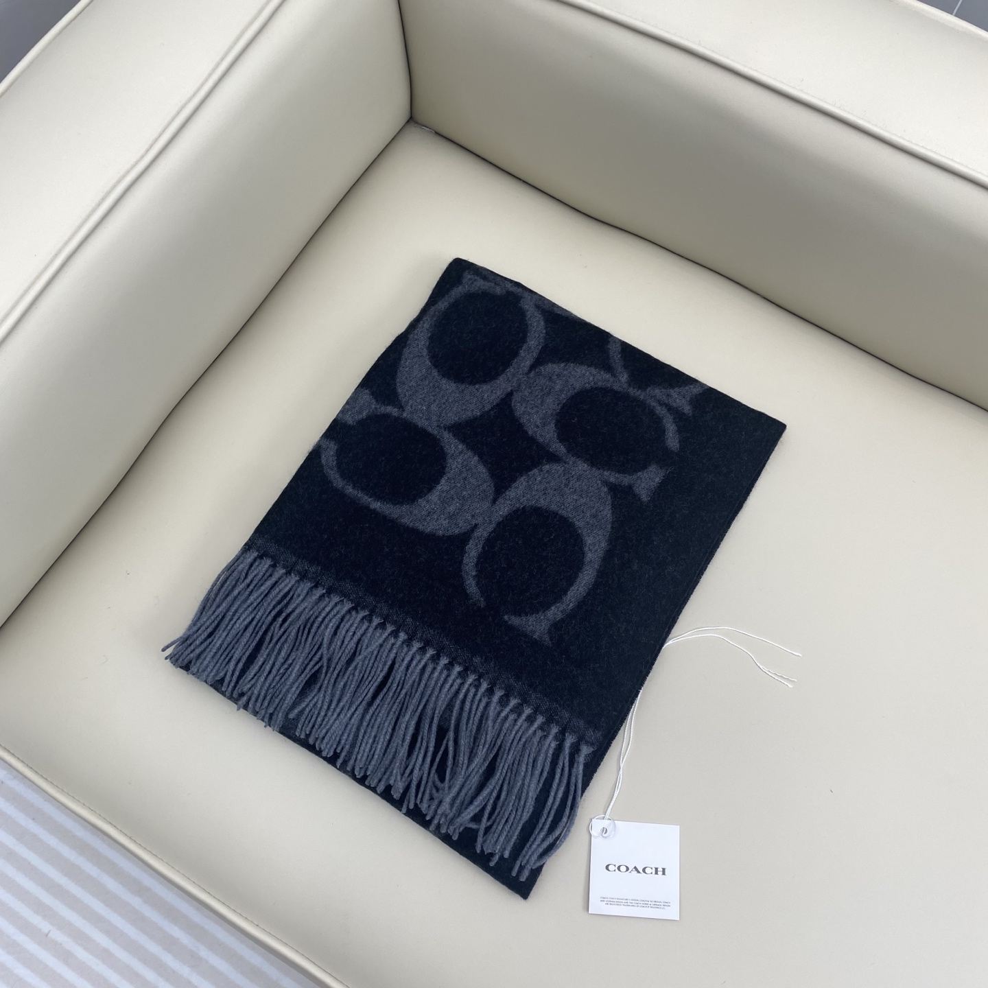 【COCAH · 蔻驰新款大C字母】专柜都在抢货的节奏❗️【高端原版尾单全套辅料齐全】Coach经典C字