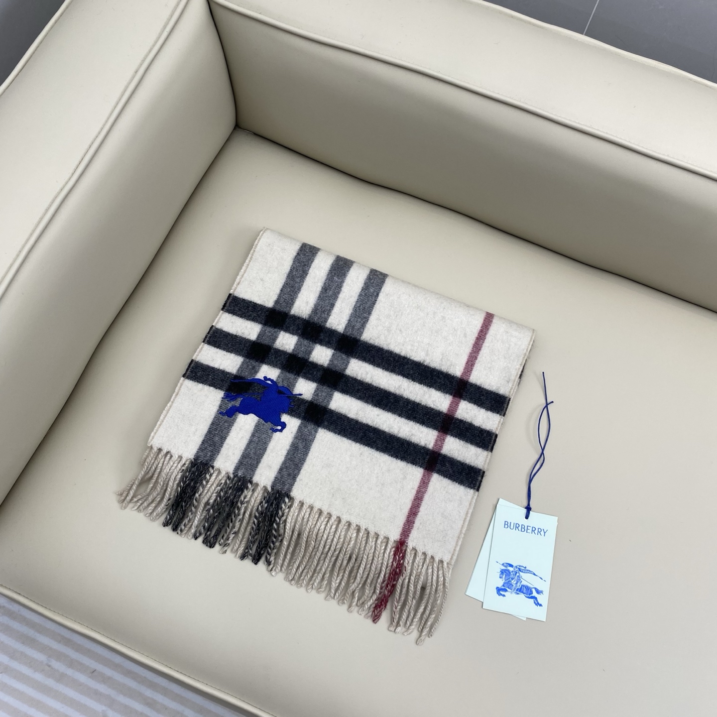 ❤️最新款 B双刺 双面刺绣➕印花➕提花 大密度双面羊绒格子围巾 超高难度工艺 绝非一般coPy能做 原