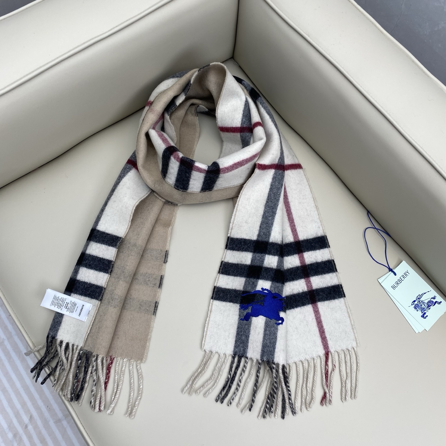 ❤️最新款 B双刺 双面刺绣➕印花➕提花 大密度双面羊绒格子围巾 超高难度工艺 绝非一般coPy能做 原