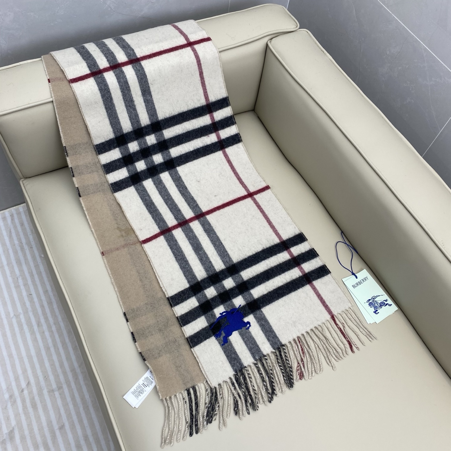 ❤️最新款 B双刺 双面刺绣➕印花➕提花 大密度双面羊绒格子围巾 超高难度工艺 绝非一般coPy能做 原