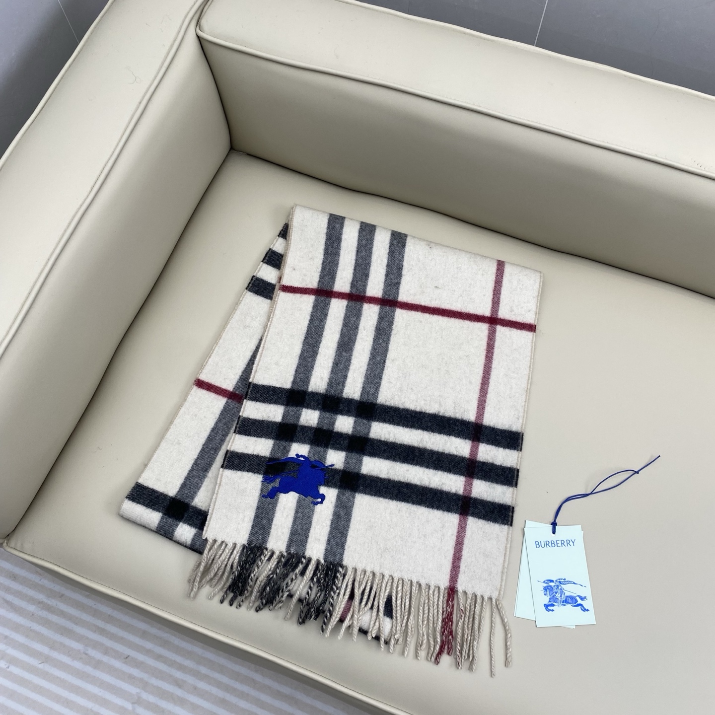 ❤️最新款 B双刺 双面刺绣➕印花➕提花 大密度双面羊绒格子围巾 超高难度工艺 绝非一般coPy能做 原