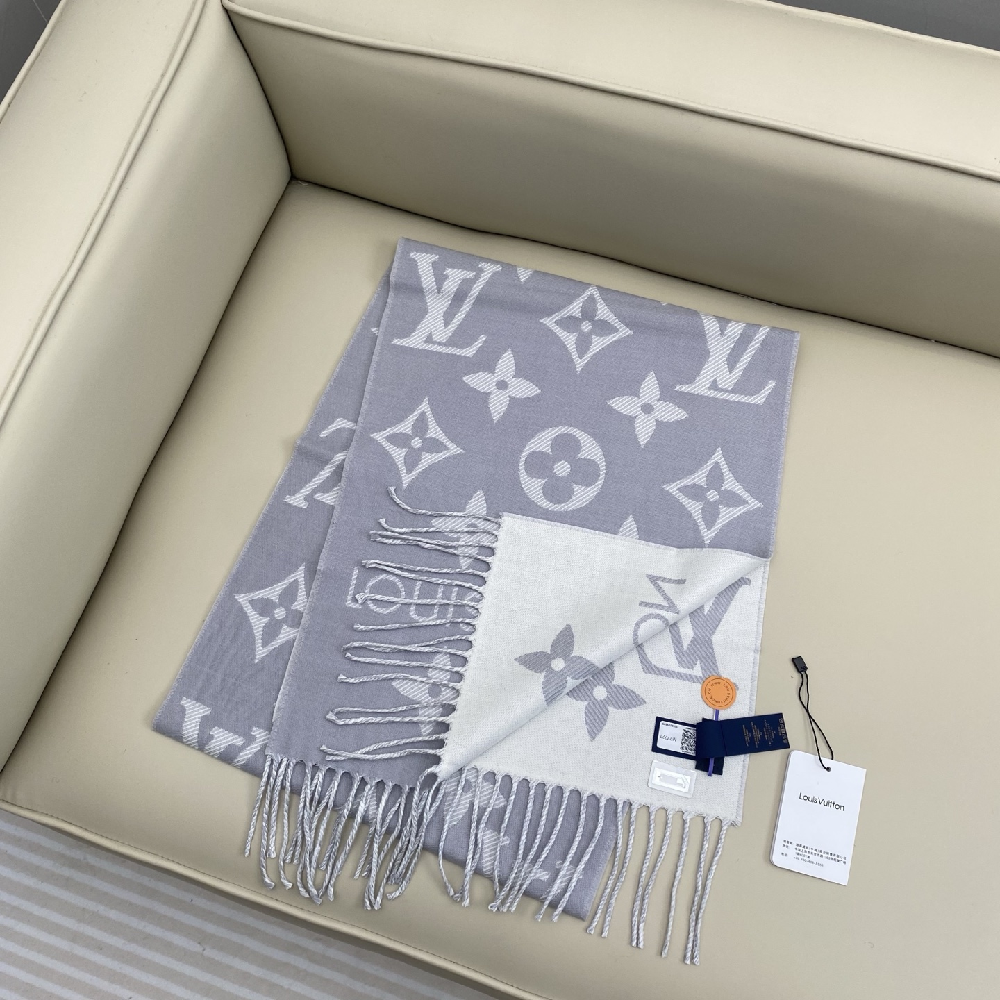 𝐋𝐕 提花织纹字母围巾186*34cm.100%绵羊毛LV ESSENTIAL 围巾拉长经典 Monog