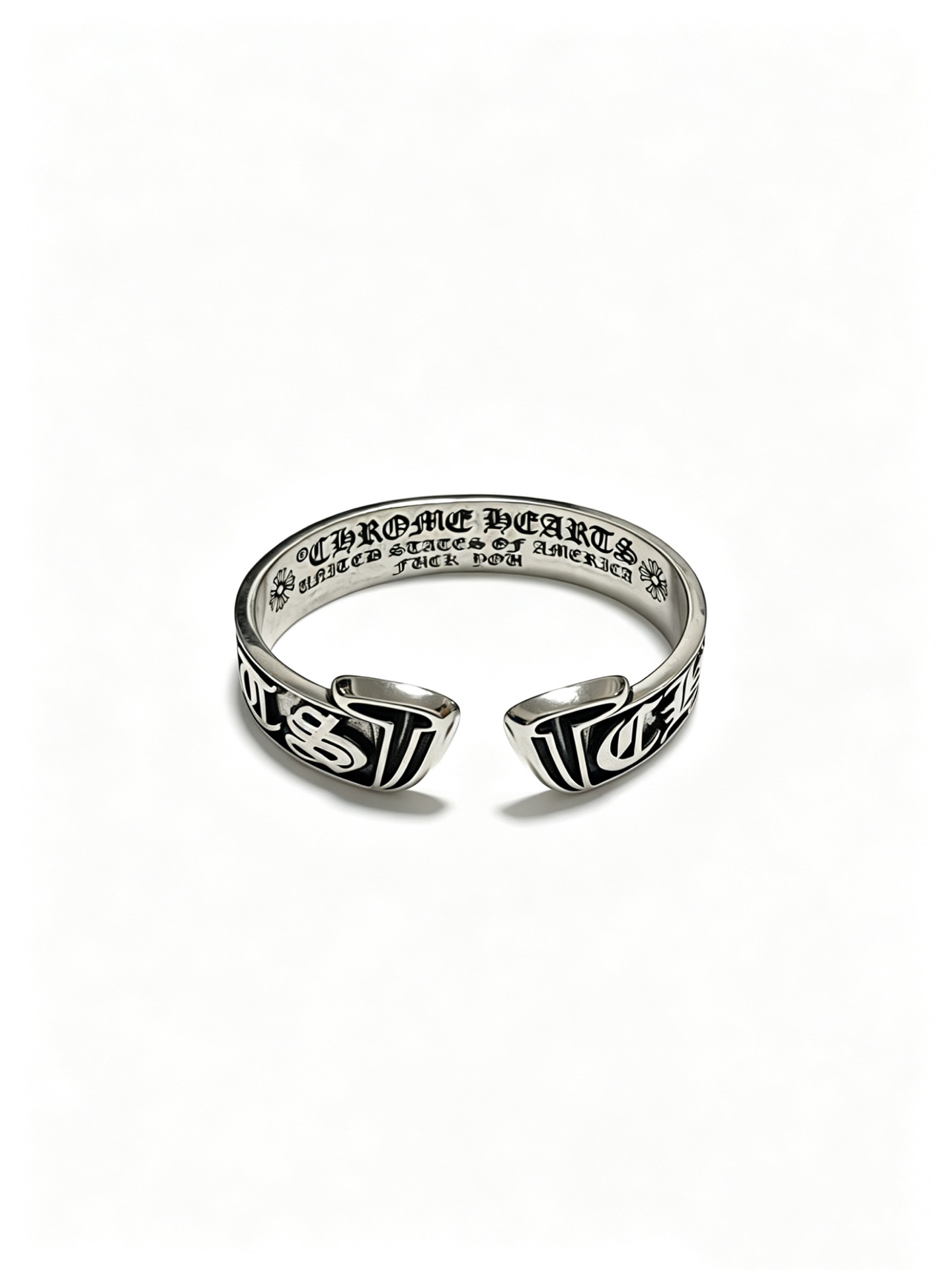 NO:859107,Chrome Hearts Chrome Hearts new classic three-dimensional multi-cross bracelet, high version, same style for men and women, full of personality, one size fits all, adjustable, jewelry boutique, chrome hearts, chrome hearts, bracelet19860909Chrome Hearts 克罗心新款 经典立体多十字架手镯 高版本打造 男女同款 个性十足 均码可调节,饰品精品,chrome hearts,chrome hearts,bracelet,Jewelry