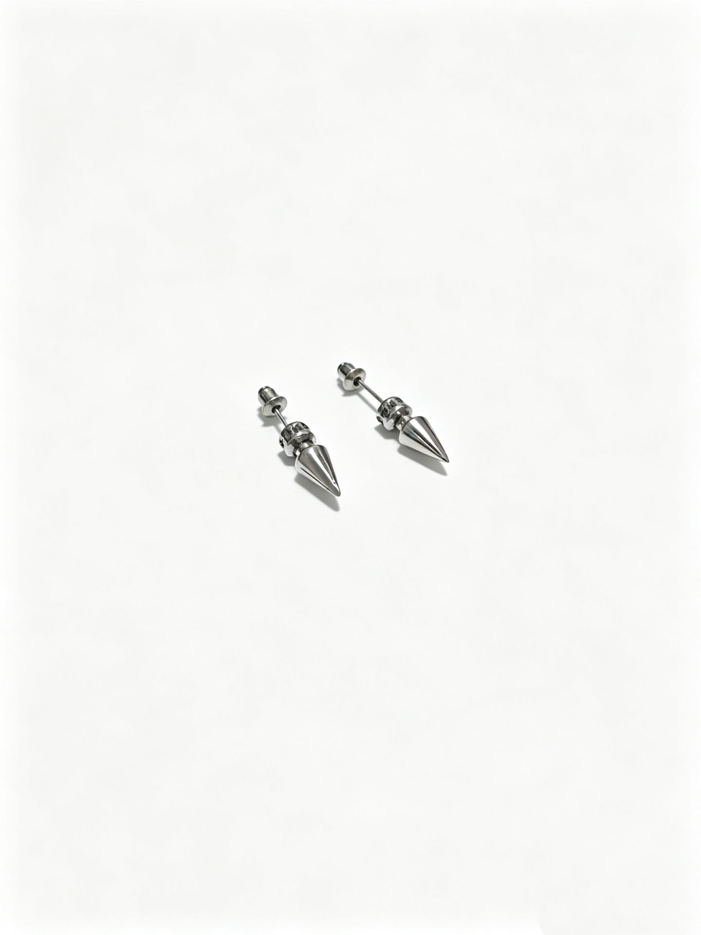 NO:817629,Chrome Hearts Chrome Hearts new classic three-dimensional multi-cross earrings are made in a high version, the same style for men and women, full of personality, fine jewelry, chrome hearts, chrome hearts, earrings19860909Chrome Hearts 克罗心新款 经典立体多十字架耳环高版本打造 男女同款 个性十足,饰品精品,chrome hearts,chrome hearts,earrings,Jewelry