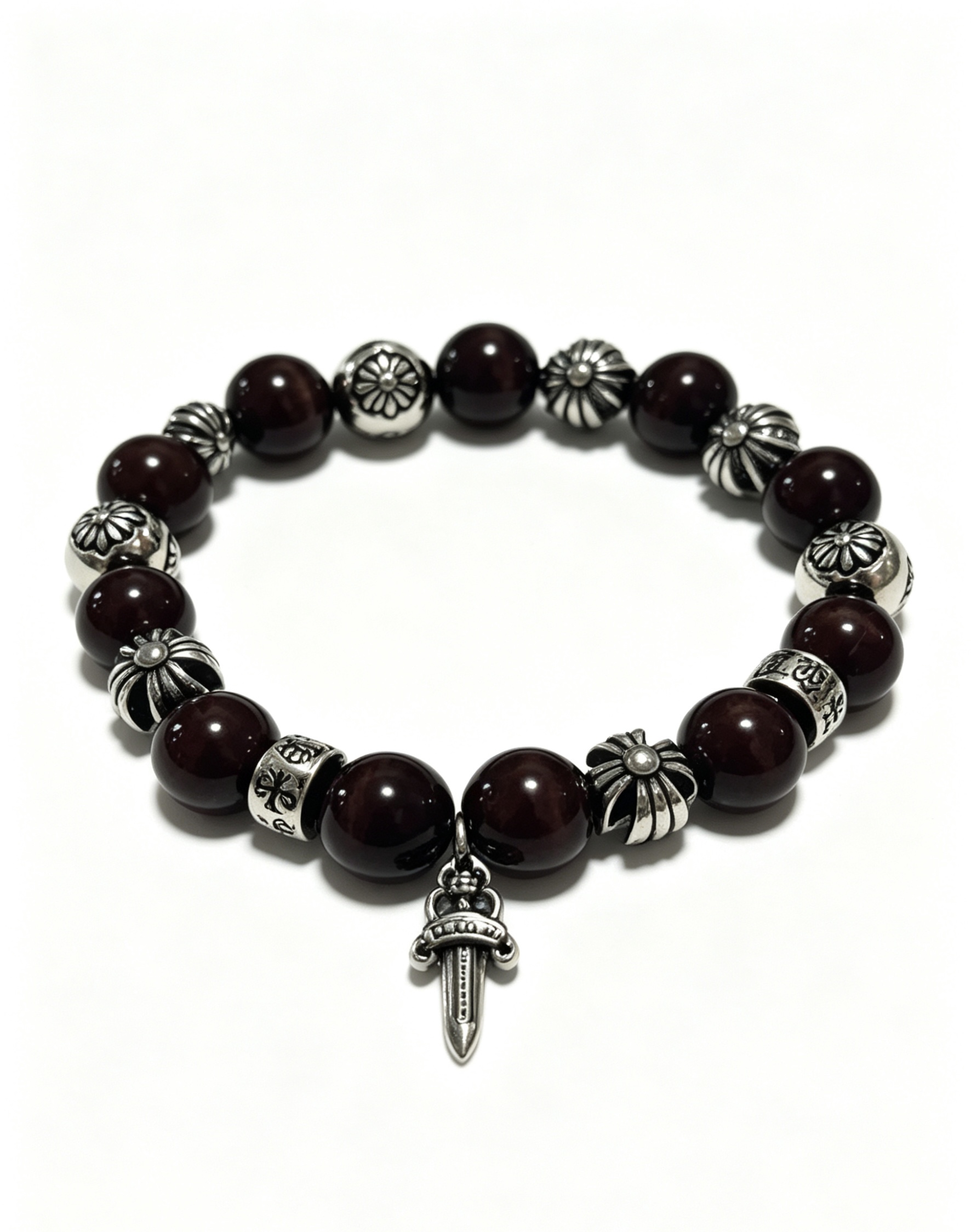 NO:817753,New [counter quality] Chrome Hearts multi-element retro cross agate bracelet, thick cross pendant, different pattern design styles with concave and convex shapes, showing a distinctive cross. The Scout flower is the symbol of Chrome Hearts, so it is more durable. Genuine pattern-printed Chrome Hearts distinguishes the ordinary light version in the market. Match the version and benchmark quality. Look at the printing details. The degree of retro gray oxidation. Seiko version!  !  !  Purely handmade, authentic molded fashion essentials, can be worn by both men and women, same style for couples, original official website, rock punk Thai silver style, retro elements, trendy and versatile, boutique jewelry, chrome hearts, chrome hearts, bracelets19860909新款【专柜品质】Chrome Hearts克罗心多元素复古十字架玛瑙手链 粗款十字架吊坠 凹凸造型不同的花纹设计风格 呈现出与众不同 十字架 童军花是克罗心的志 所以更经久不衰 正品打版Chrome Hearts克罗心 区别市场普通轻版 对版对标品质 看字印细节 复古做旧灰氧程度.精工版本！！！ 纯手工打造 正品开模潮流时尚必备 男女均可佩戴 情侣同款 官网原版 摇滚朋克泰银风格 复古元素 潮流百搭,饰品精品,chrome hearts,chrome hearts,bracelet,Jewelry