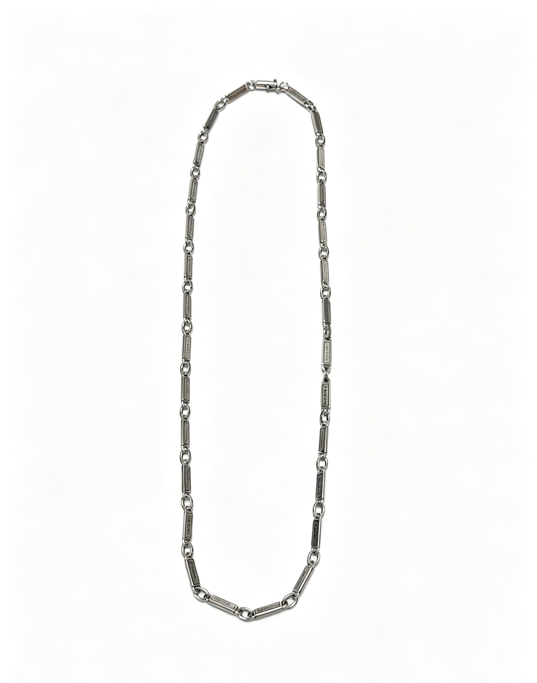 NO:817709,New [counter quality] Chrome Hearts multi-element retro cross necklace, thick cross pendant, different pattern design styles with concave and convex shapes, showing a distinctive cross. The Scout flower is the symbol of Chrome Hearts, so it is more durable. Genuine pattern-printed Chrome Hearts distinguishes the ordinary light version in the market. Match the version and standard quality. Look at the printing details. The degree of retro ash oxidation. Seiko version!  !  !  Purely handmade, authentic molded fashion essentials, can be worn by both men and women, same style for couples, original official website, rock punk Thai silver style, retro elements, trendy and versatile, boutique jewelry, chrome hearts, chrome hearts, necklace19860909新款【专柜品质】Chrome Hearts克罗心多元素复古十字架项链 粗款十字架吊坠 凹凸造型不同的花纹设计风格 呈现出与众不同 十字架 童军花是克罗心的志 所以更经久不衰 正品打版Chrome Hearts克罗心 区别市场普通轻版 对版对标品质 看字印细节 复古做旧灰氧程度.精工版本！！！ 纯手工打造 正品开模潮流时尚必备 男女均可佩戴 情侣同款 官网原版 摇滚朋克泰银风格 复古元素 潮流百搭,饰品精品,chrome hearts,chrome hearts,necklace,Jewelry