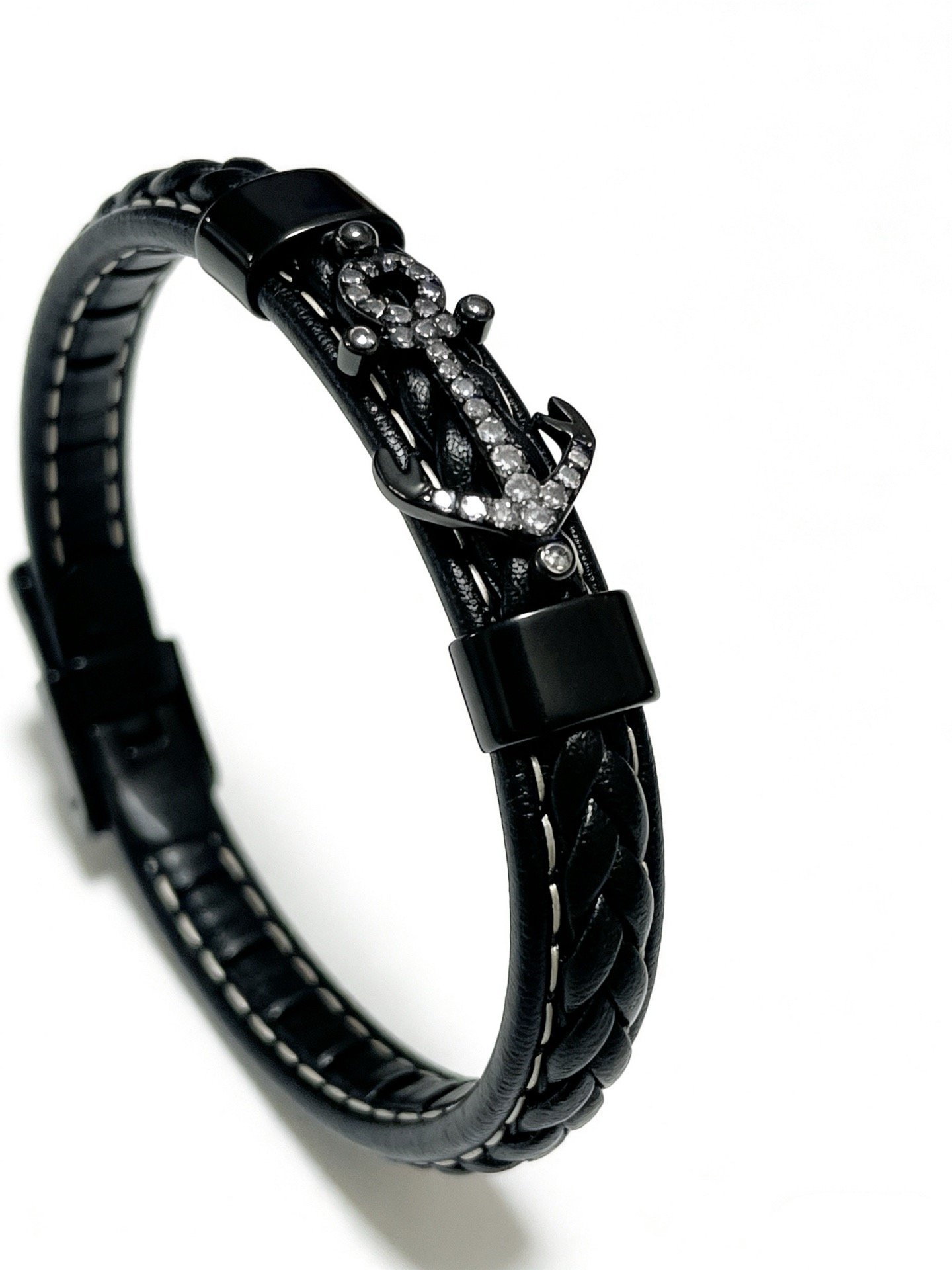 NO:857711,Chrome He@rts Chrome Heart Cross Leather Rope Bracelet, a fashionable must-have, can be worn by both men and women, the same style for couples, rock punk Thai silver style, retro elements, trendy and versatile, the same style as the official website, boutique jewelry, chrome hearts, chrome hearts, bracelet, bracelet19860909Chrome He@rts 克罗心十字架皮绳手镯手链 潮流时尚必备 男女均可佩戴 情侣款同款 摇滚朋克泰银风格 复古元素 潮流百搭 官网同款,饰品精品,chrome hearts,chrome hearts,bracelet,bracelet,Jewelry