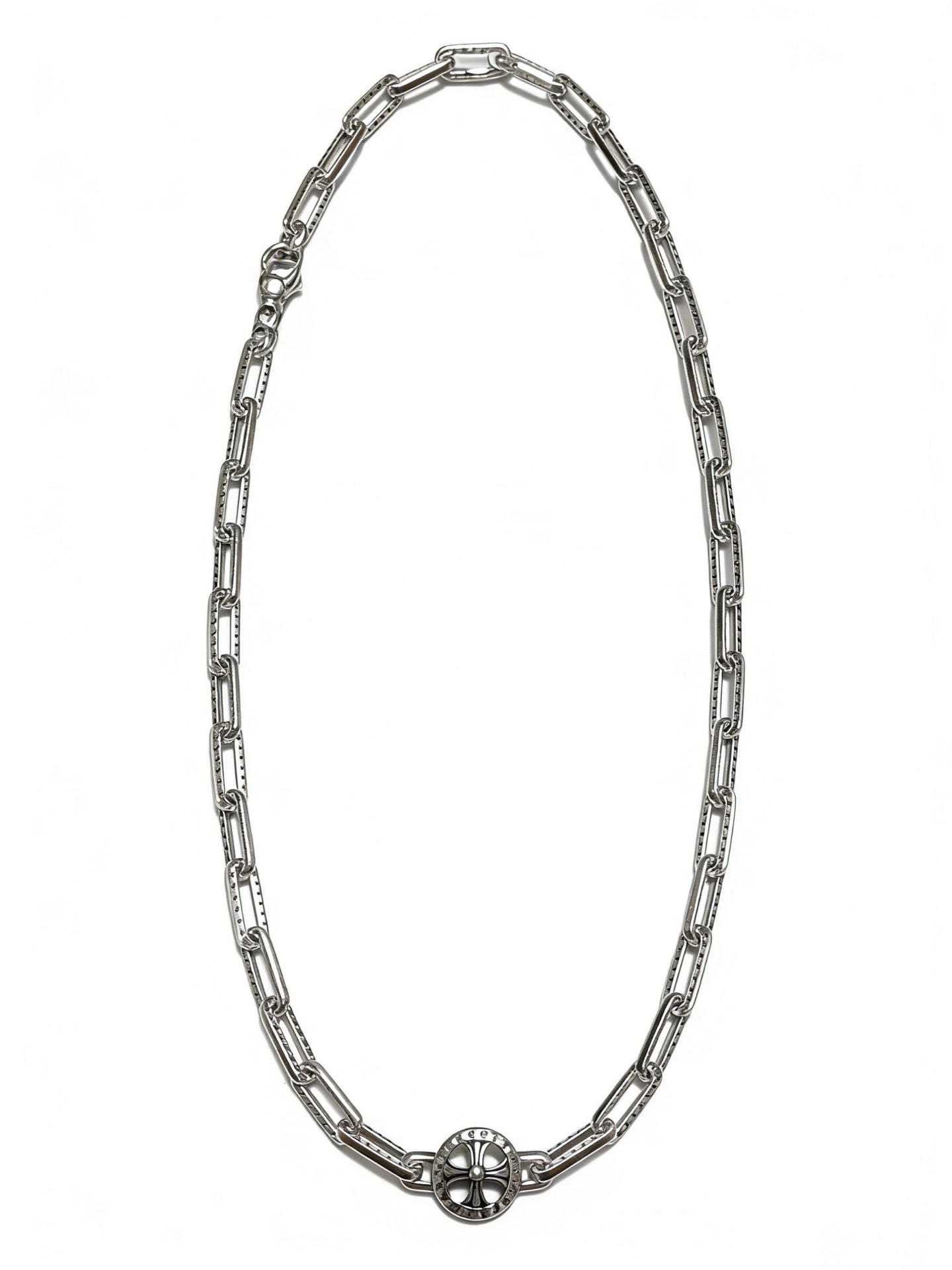 NO:857681,New [counter quality] Chrome Hearts multi-element retro cross necklace, thick cross pendant, different pattern design styles with concave and convex shapes, showing a distinctive cross. The Scout flower is the symbol of Chrome Hearts, so it is more durable. Genuine pattern-printed Chrome Hearts distinguishes the ordinary light version in the market. Match the version and standard quality. Look at the printing details. The degree of retro ash oxidation. Seiko version!  !  !  Purely handmade, authentic molded fashion essentials, can be worn by both men and women, same style for couples, original official website, rock punk Thai silver style, retro elements, trendy and versatile, boutique jewelry, chrome hearts, chrome hearts, necklace19860909新款【专柜品质】Chrome Hearts克罗心多元素复古十字架项链 粗款十字架吊坠 凹凸造型不同的花纹设计风格 呈现出与众不同 十字架 童军花是克罗心的志 所以更经久不衰 正品打版Chrome Hearts克罗心 区别市场普通轻版 对版对标品质 看字印细节 复古做旧灰氧程度.精工版本！！！ 纯手工打造 正品开模潮流时尚必备 男女均可佩戴 情侣同款 官网原版 摇滚朋克泰银风格 复古元素 潮流百搭,饰品精品,chrome hearts,chrome hearts,necklace,Jewelry
