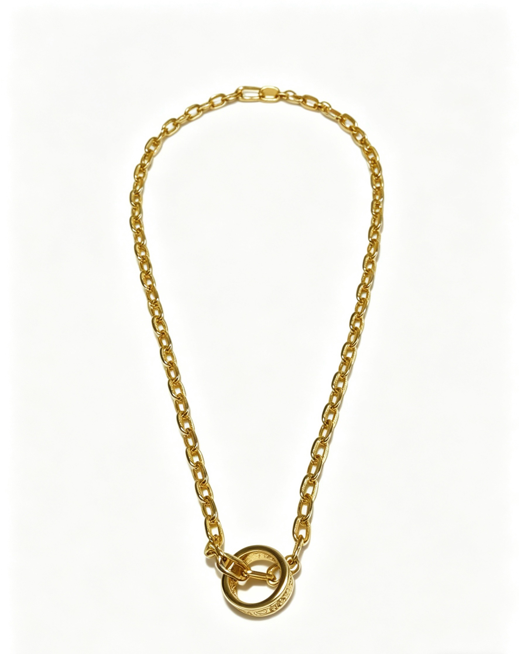 NO:857814,The new Cartier necklace V gold material series is in perfect appearance, with unparalleled details. The unique color is completely impeccable, and is decorated with a classic ring shape design. It is simple yet elegant and eye-catching. The V gold pure handmade combination is more elegant and elegant. Same style for men and women (60cm), fine jewelry, cartier, necklace19860909新款卡地亚项链V金材质系列 品相完美,细节无敌,那种独特的色泽完全无可挑剔,再缀以经典指环外形设计,简约之余却又优雅夺目,V金纯手工的组合更显气色,上手雅致动人.男女同款（60cm）,饰品精品,cartier,necklace,Jewelry