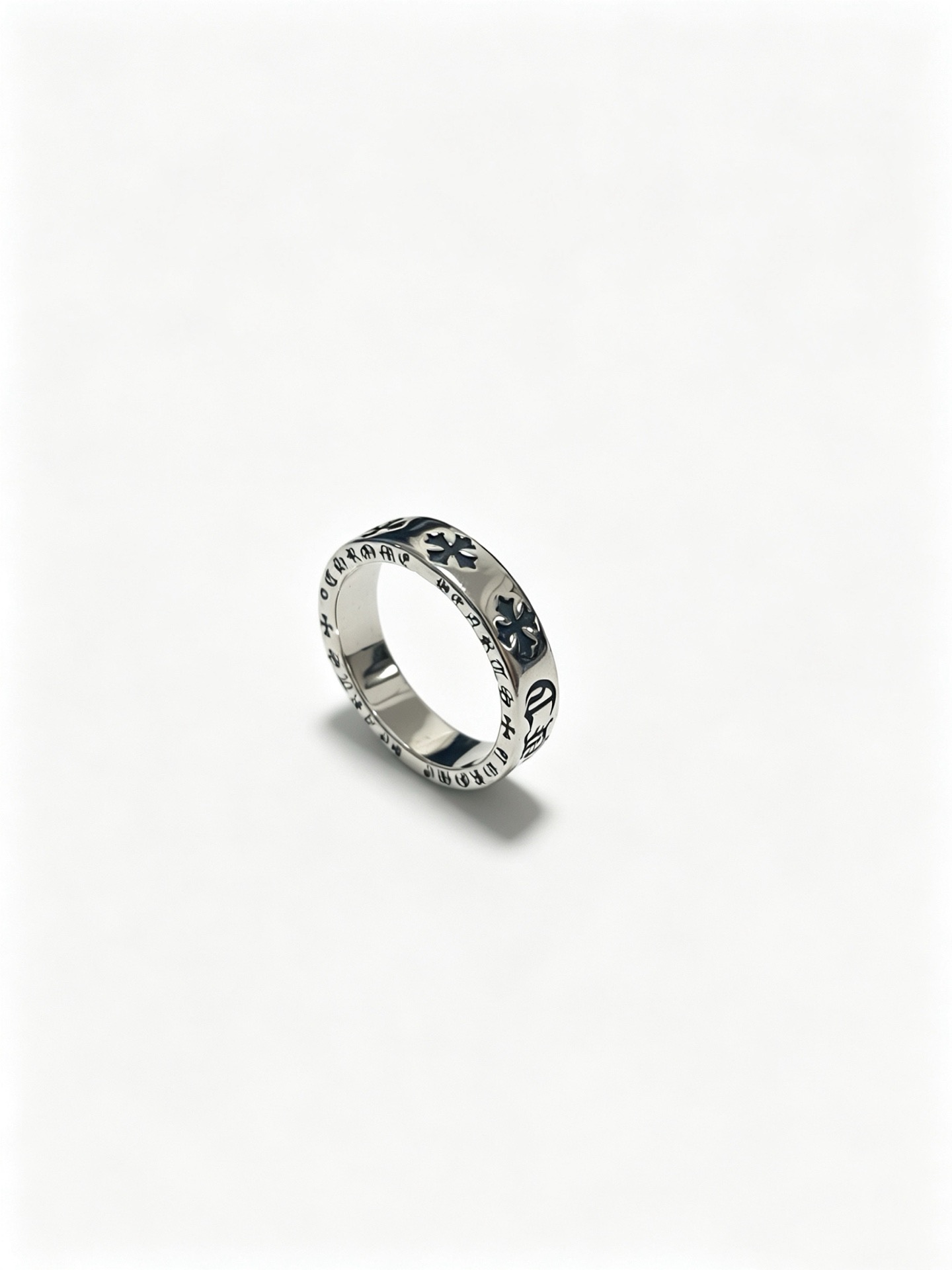 NO:863093,Chrome Hearts Chrome Hearts new classic three-dimensional multi-cross ring, high version, same style for men and women, full of personality, code number 67891011, jewelry boutique, chrome hearts, chrome hearts, ring19860909Chrome Hearts 克罗心新款 经典立体多十字架戒指 高版本打造 男女同款 个性十足 码数67891011,饰品精品,chrome hearts,chrome hearts,ring,Jewelry