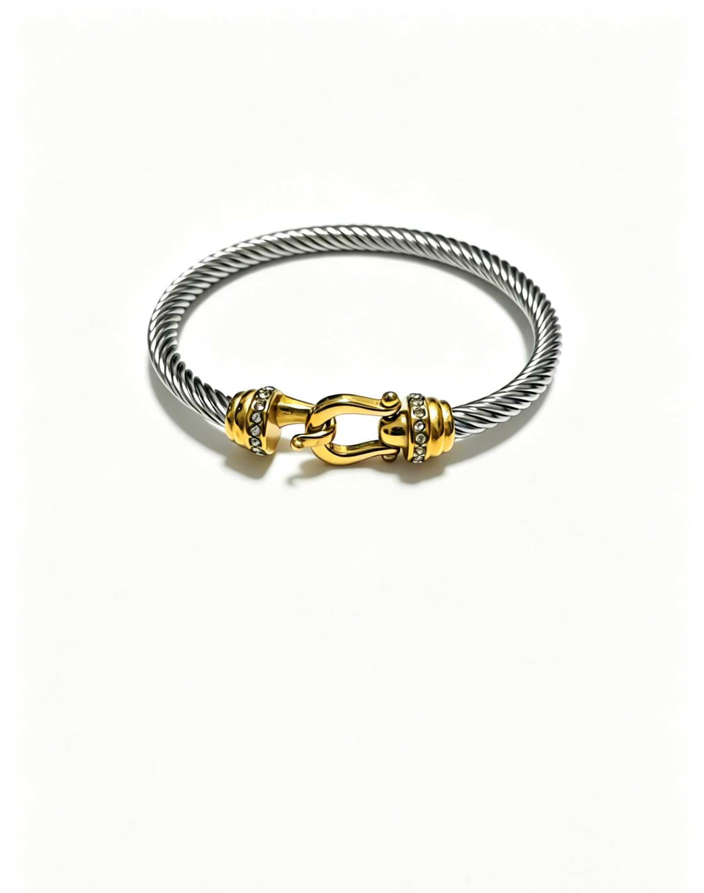NO:879470,New product release hot Fred Feiden with diamond small horseshoe buckle unisex high-quality bracelet big brand fashion exquisite FORCE series bracelets high-end customization ~ electroplating 18k gold craftsmanship horseshoe buckle bracelet bracelet!  The effect is very versatile. Internet celebrity. A must-have item for fashionistas. Couple style for men and women, boutique jewelry, bracelet, bracelet19860909新品发布火爆费雷德 Fred斐登带钻小马蹄扣中性款高品质手链大牌 时尚 精致FORCE 系列手链高端定制～电镀18k金工艺 精工马蹄扣头手链手镯！上手效果非常百搭 网红达人 时尚一族必备单品 男女同款情侣款,饰品精品,bracelet,bracelet,Jewelry