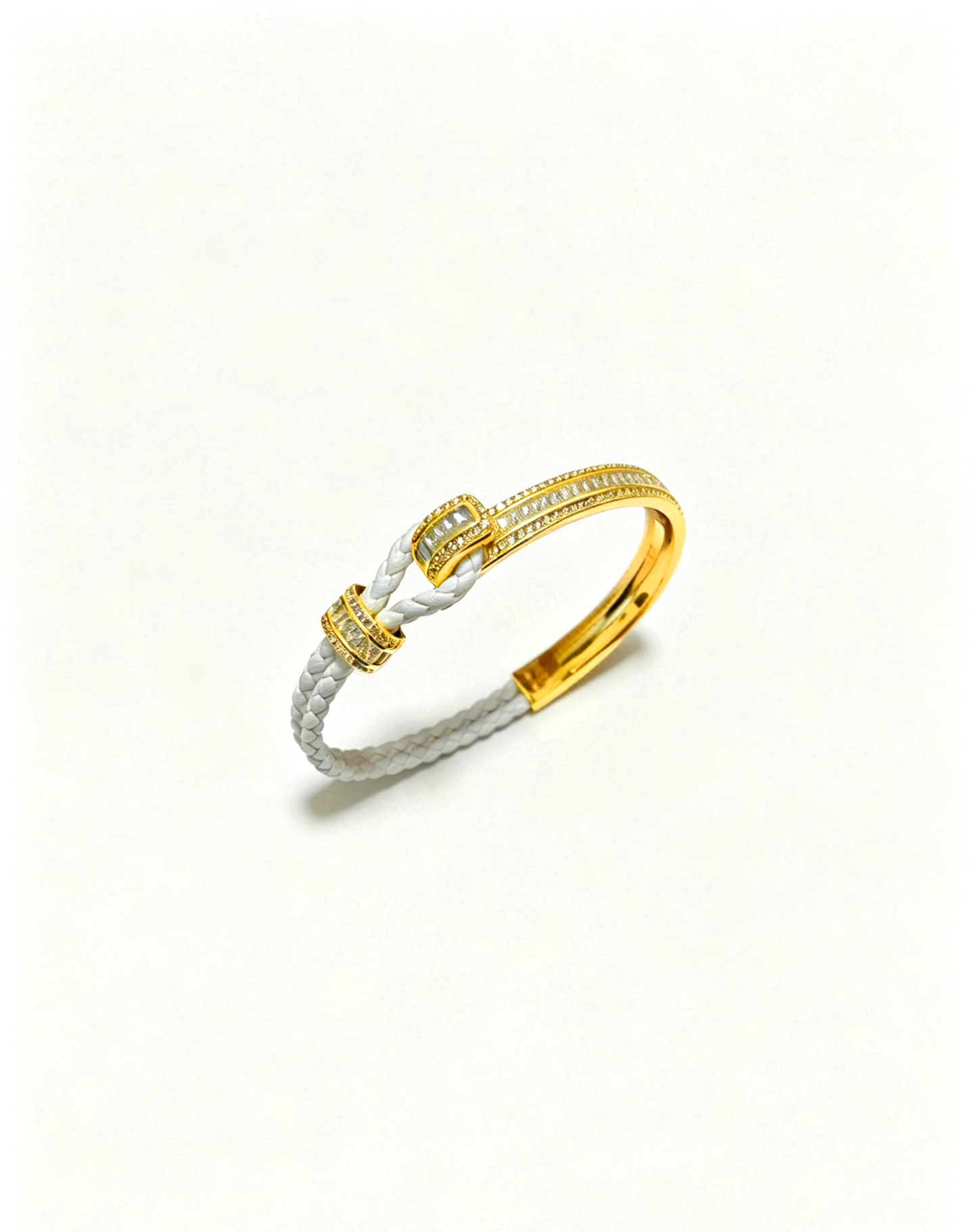 NO:879481,New product release hot Fred Feiden small horseshoe buckle unisex high-quality cowhide leather bracelet big brand fashion exquisite FORCE series bracelets high-end customization ~ electroplating 18k gold craftsmanship horseshoe buckle head bracelet bracelet!  The effect is very versatile. Internet celebrity. A must-have item for fashionistas. Couple style for men and women, boutique jewelry, bracelet, bracelet, cowhide.19860909新品发布火爆费雷德 Fred斐登小马蹄扣中性款高品质牛皮手链大牌 时尚 精致FORCE 系列手链高端定制～电镀18k金工艺 精工马蹄扣头手链手镯！上手效果非常百搭 网红达人 时尚一族必备单品 男女同款情侣款,饰品精品,bracelet,bracelet,cowhide,Jewelry