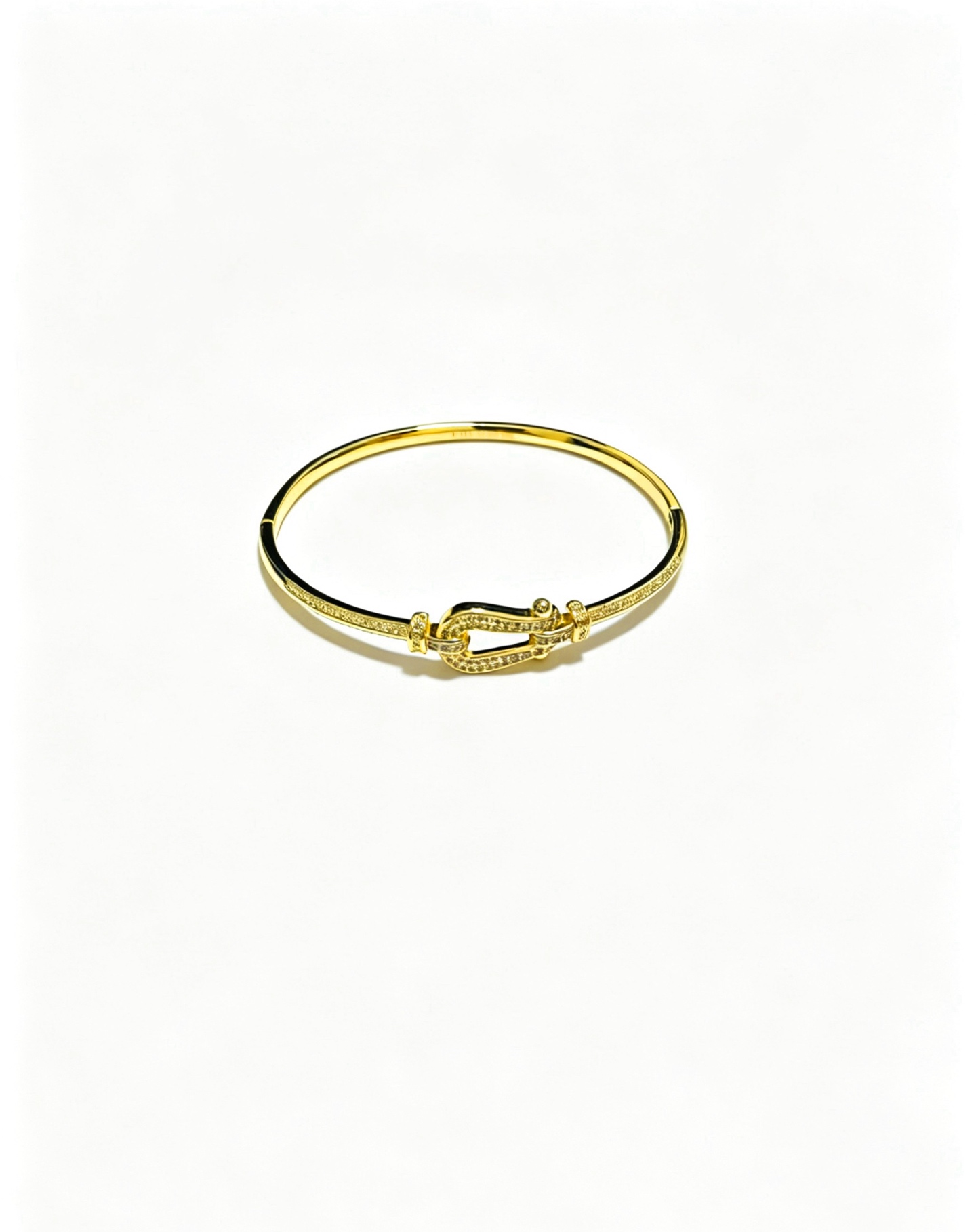 NO:879486,New product release hot Fred Feiden with diamond small horseshoe buckle unisex high-quality bracelet big brand fashion exquisite FORCE series bracelets high-end customization ~ electroplating 18k gold craftsmanship horseshoe buckle bracelet bracelet!  The effect is very versatile. Internet celebrity. A must-have item for fashionistas. Couple style for men and women, boutique jewelry, bracelet, bracelet19860909新品发布火爆费雷德 Fred斐登带钻小马蹄扣中性款高品质手链大牌 时尚 精致FORCE 系列手链高端定制～电镀18k金工艺 精工马蹄扣头手链手镯！上手效果非常百搭 网红达人 时尚一族必备单品 男女同款情侣款,饰品精品,bracelet,bracelet,Jewelry
