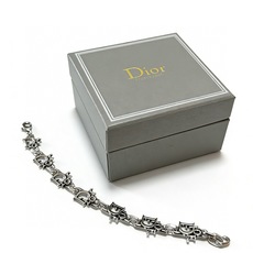 DIOR新款。高品质迪奥手链原单货专柜新款开模复古潮流时尚必备 男女均可佩戴 情侣款同款 摇滚朋克泰银风 DIOR新款。高品质迪奥手链原单货专柜新款开模复古潮流时尚必备 男女均可佩戴 情侣款同款 摇滚朋克泰银风