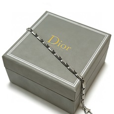 DIOR新款。高品质迪奥手链原单货专柜新款开模复古潮流时尚必备 男女均可佩戴 情侣款同款 摇滚朋克泰银风 DIOR新款。高品质迪奥手链原单货专柜新款开模复古潮流时尚必备 男女均可佩戴 情侣款同款 摇滚朋克泰银风